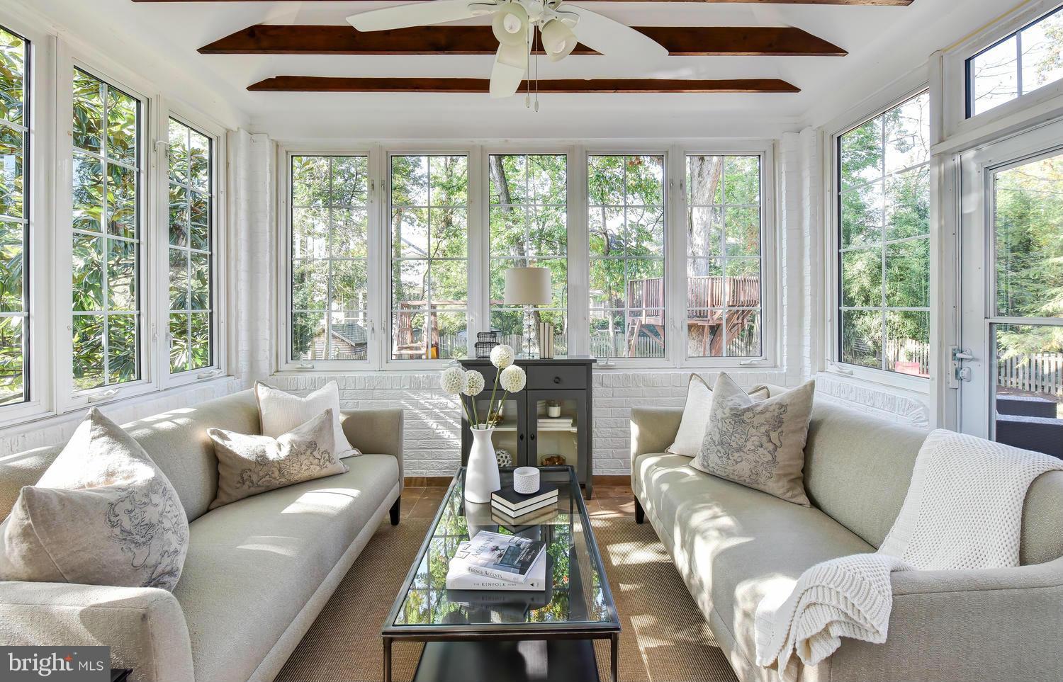 JEFFERSON PARK - Residential