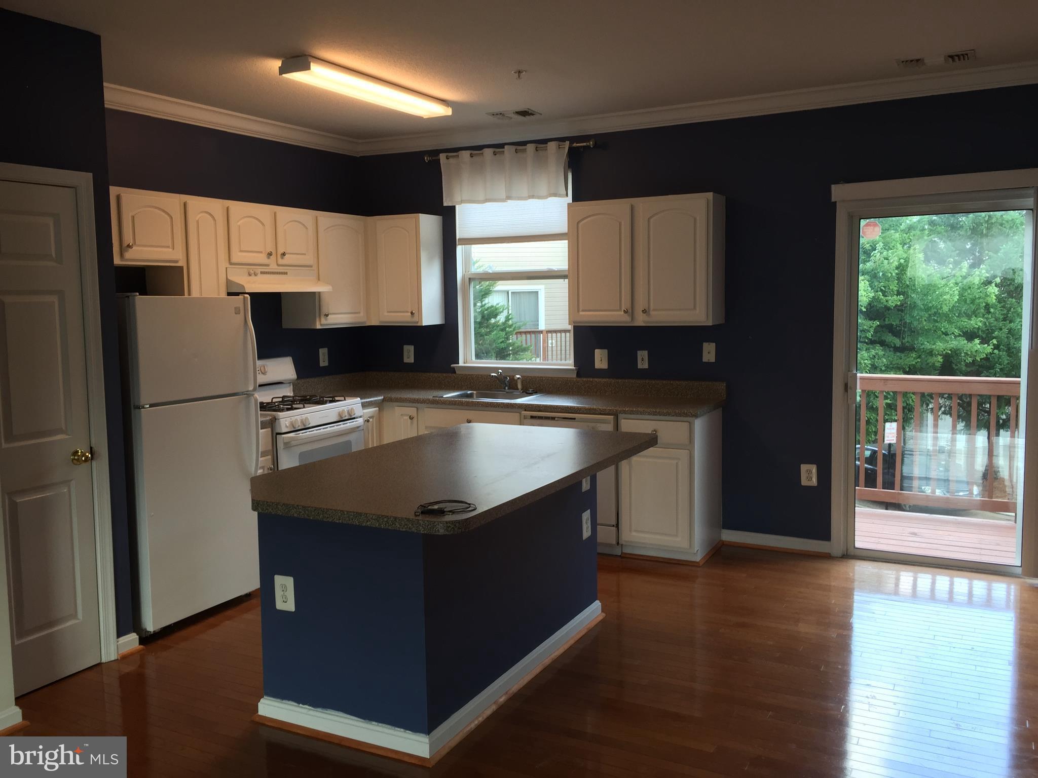 PARKSIDE AT ASHBURN - Residential Lease