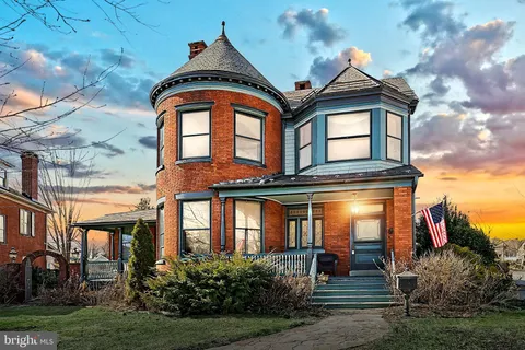 106 Eichelberger Street, Hanover, PA MLS: PAYK2075386