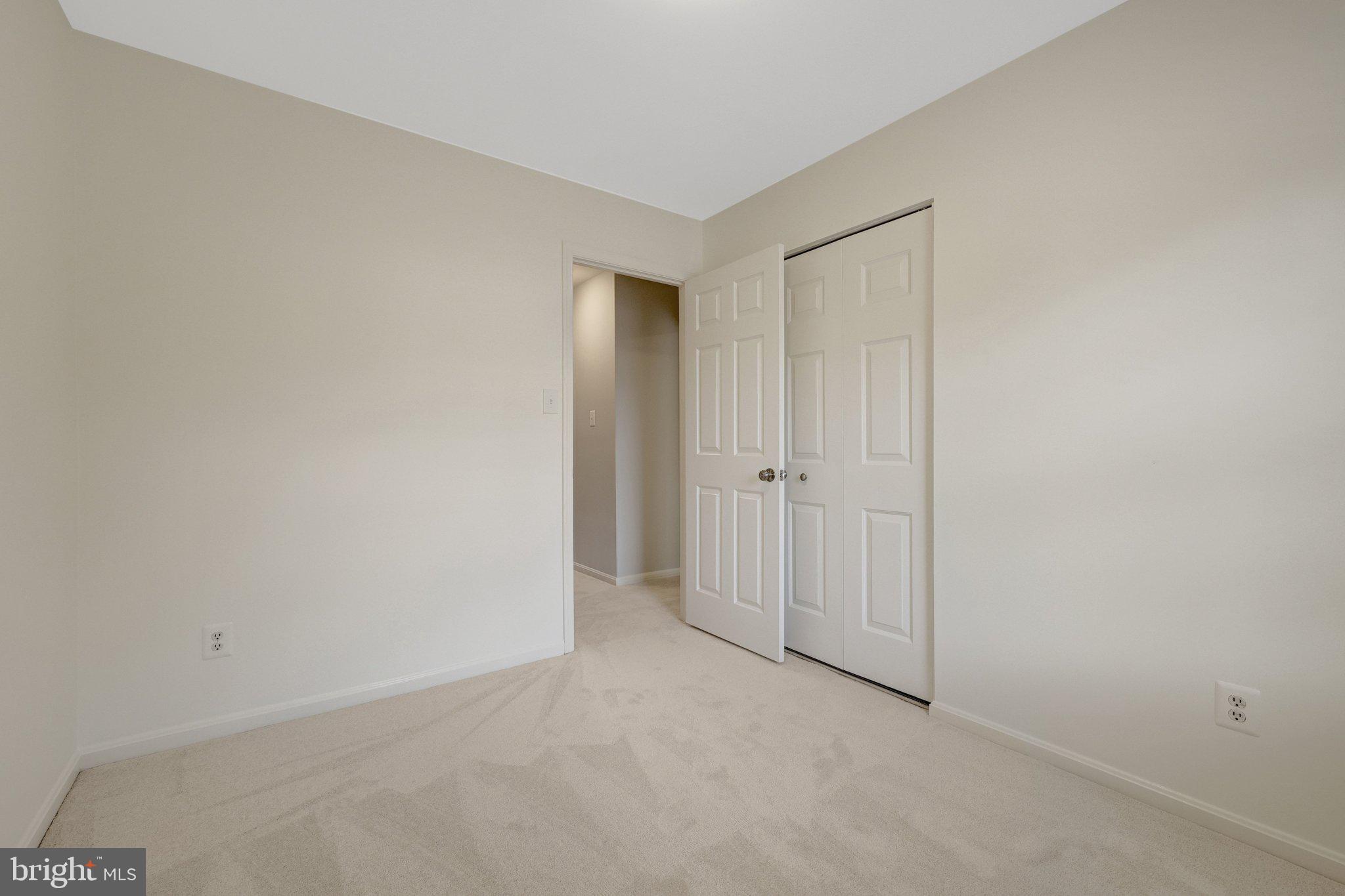 COUNTRY CREEK - Residential