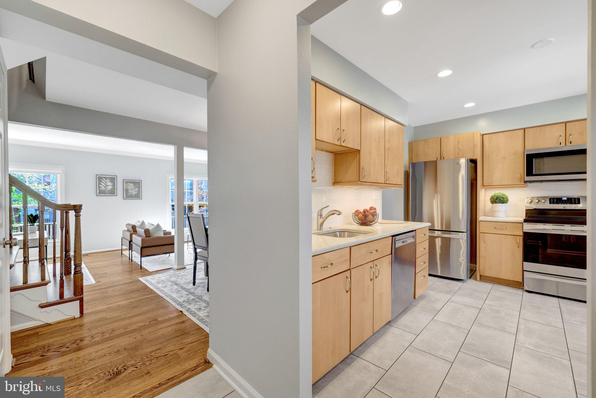 COUNTRY CREEK - Residential