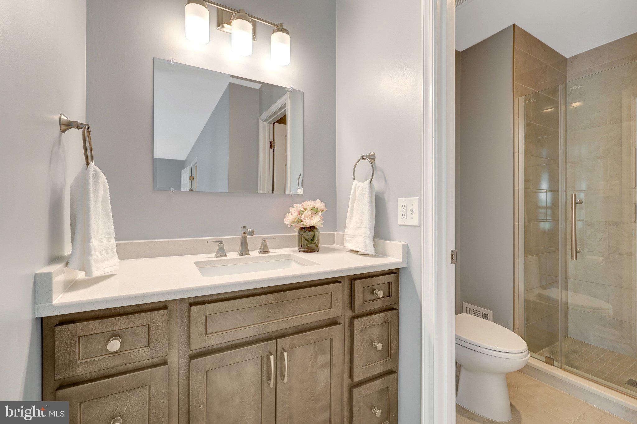 COUNTRY CREEK - Residential