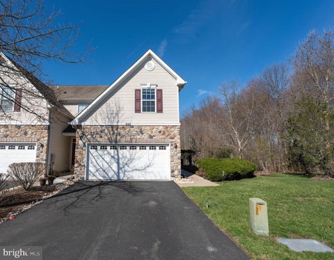 Condo For Sale - 233 Concord Place<br/> PENNINGTON, NJ 08534