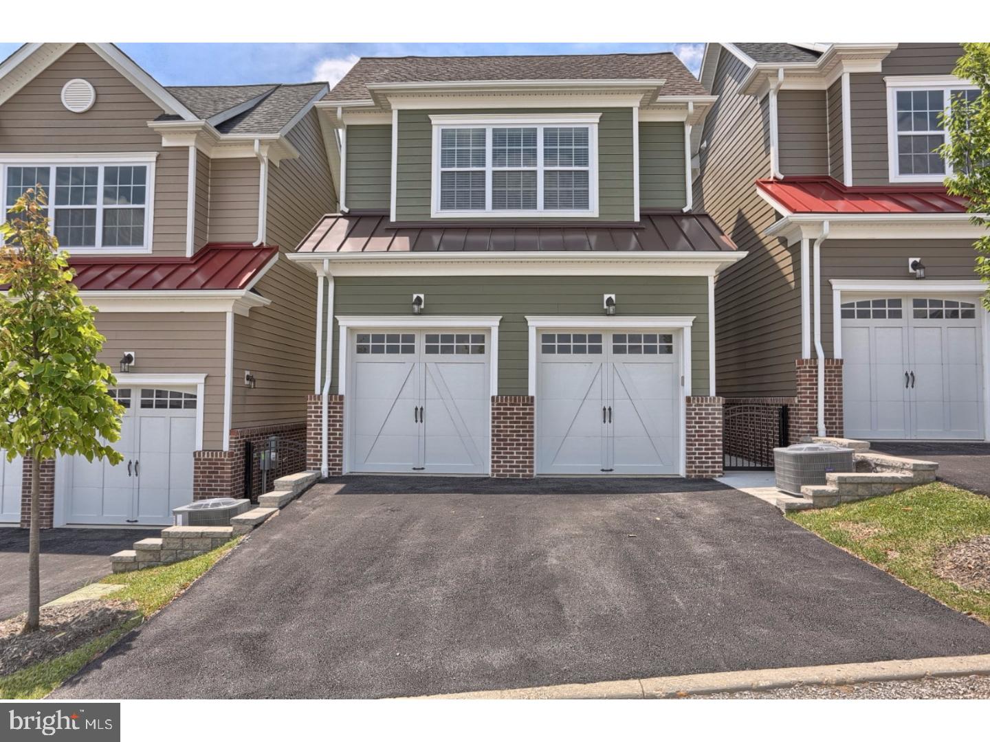 PICKERING CROSSING - Residential