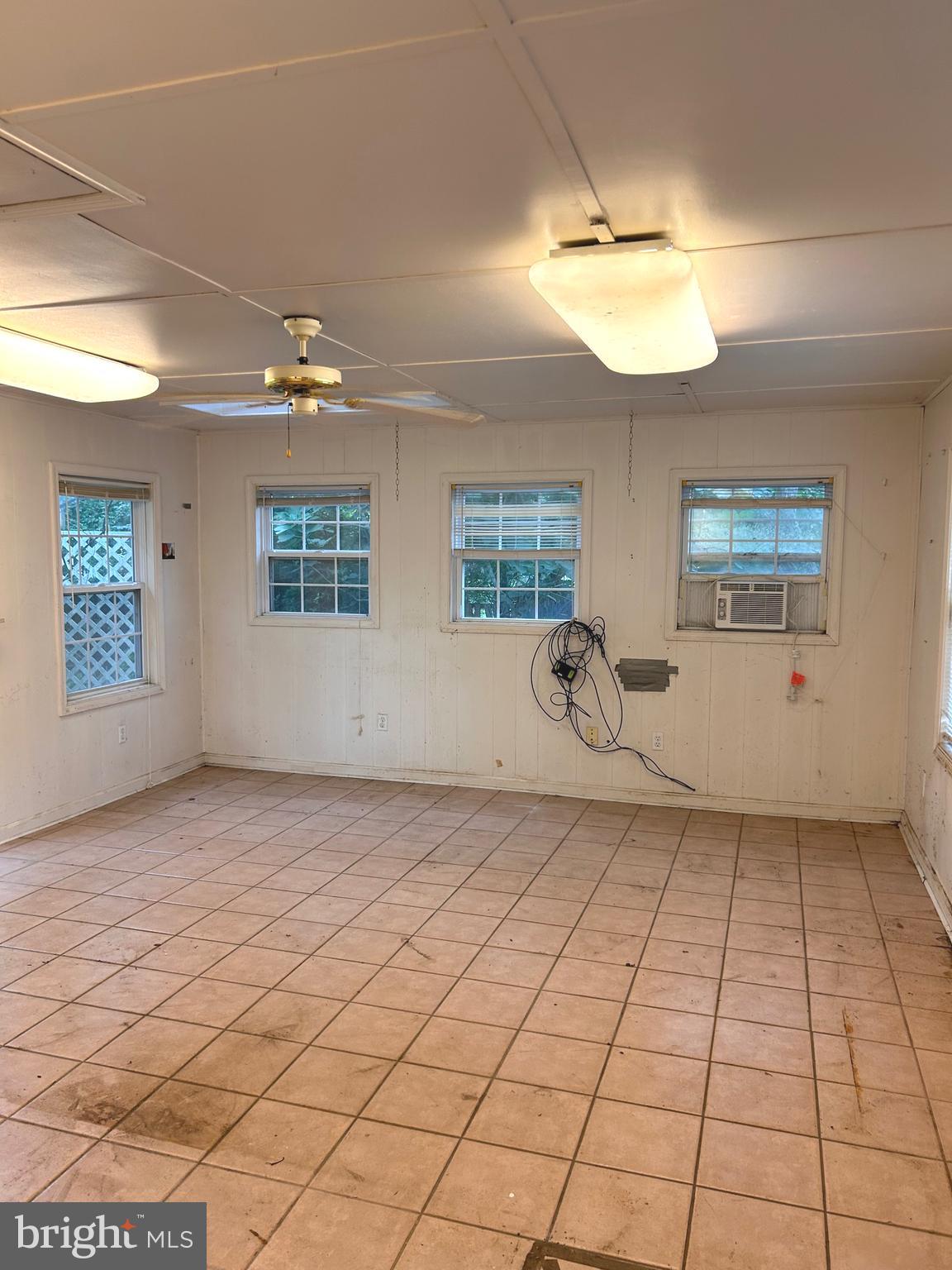 LA TRAPPE HEIGHTS - Residential