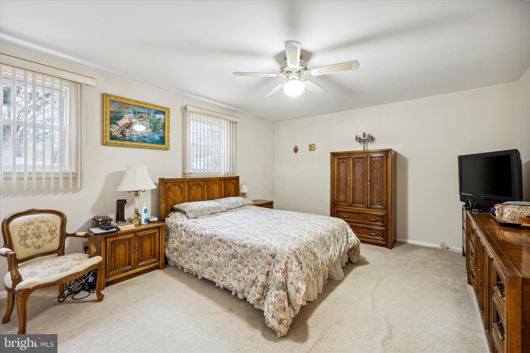 BUSTLETON - Residential