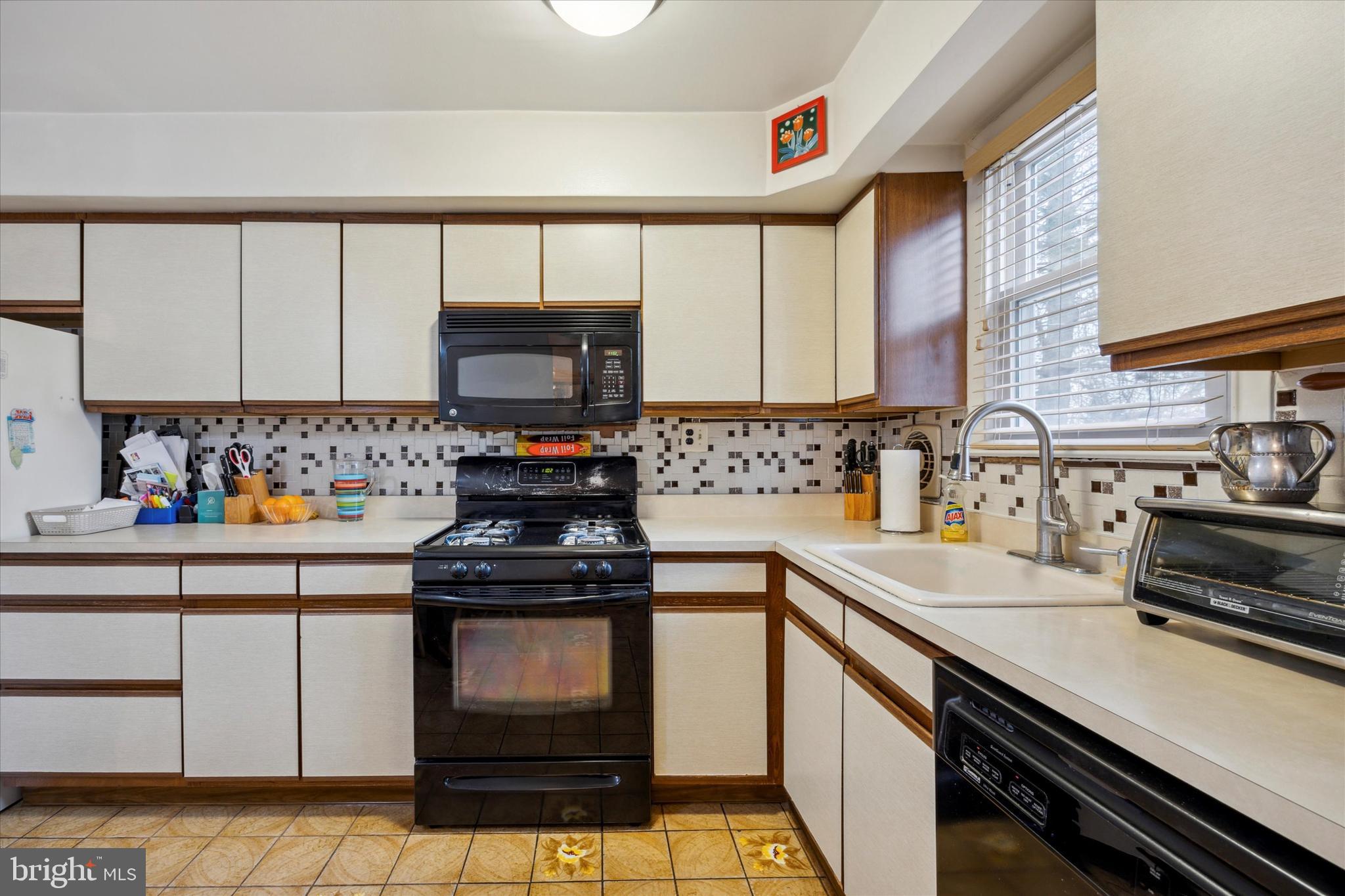 BUSTLETON - Residential