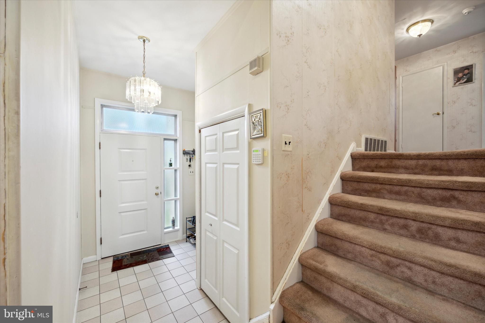 BUSTLETON - Residential