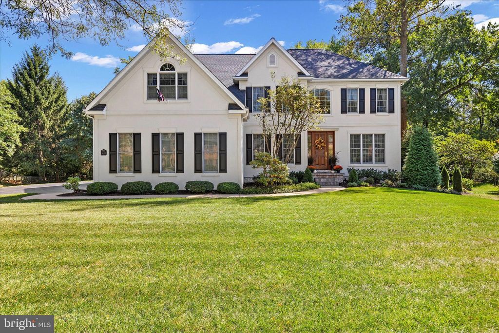 Photo of 3688 Pleasant Valley Road, YORK, PA 17406 (MLS # PAYK2090384)