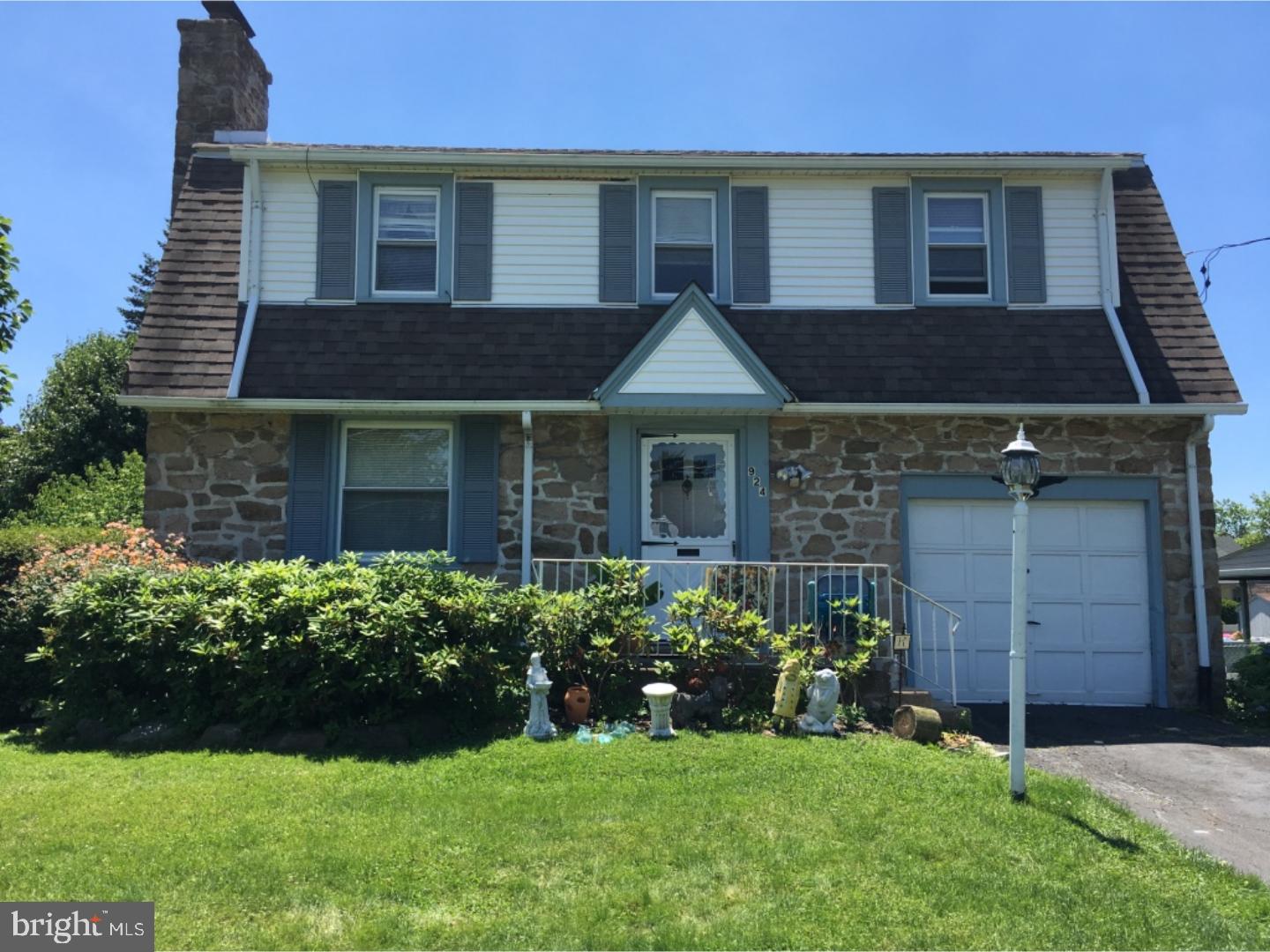 FOX CHASE - Residential