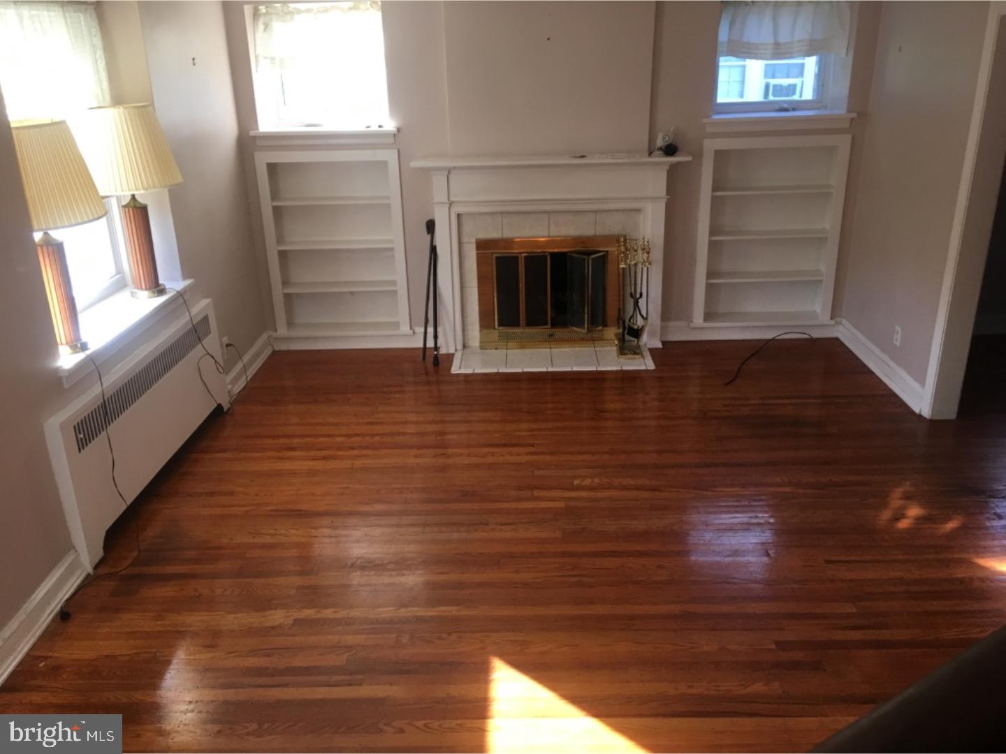 FOX CHASE - Residential