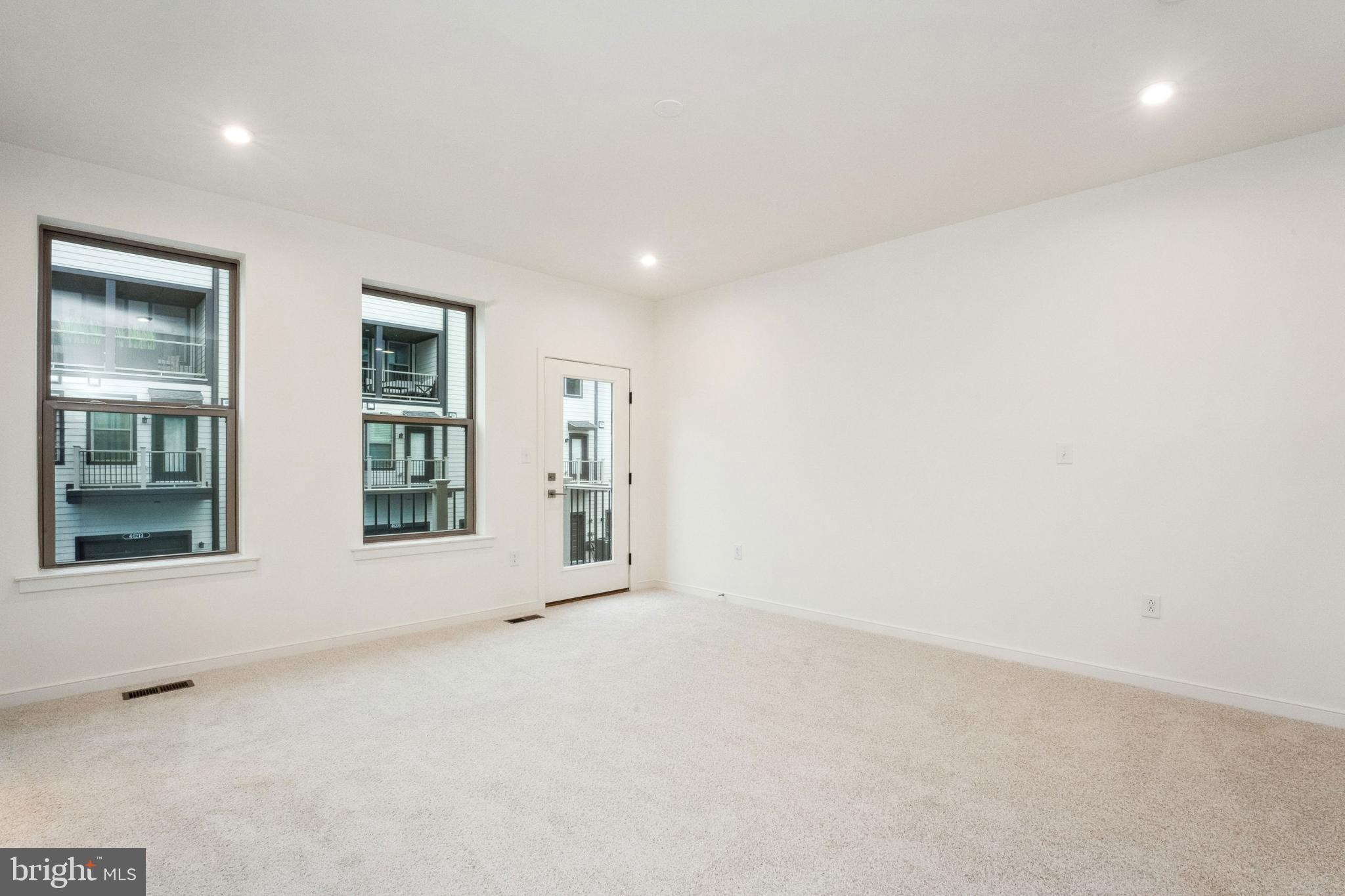 REGAL CHASE - Residential Lease