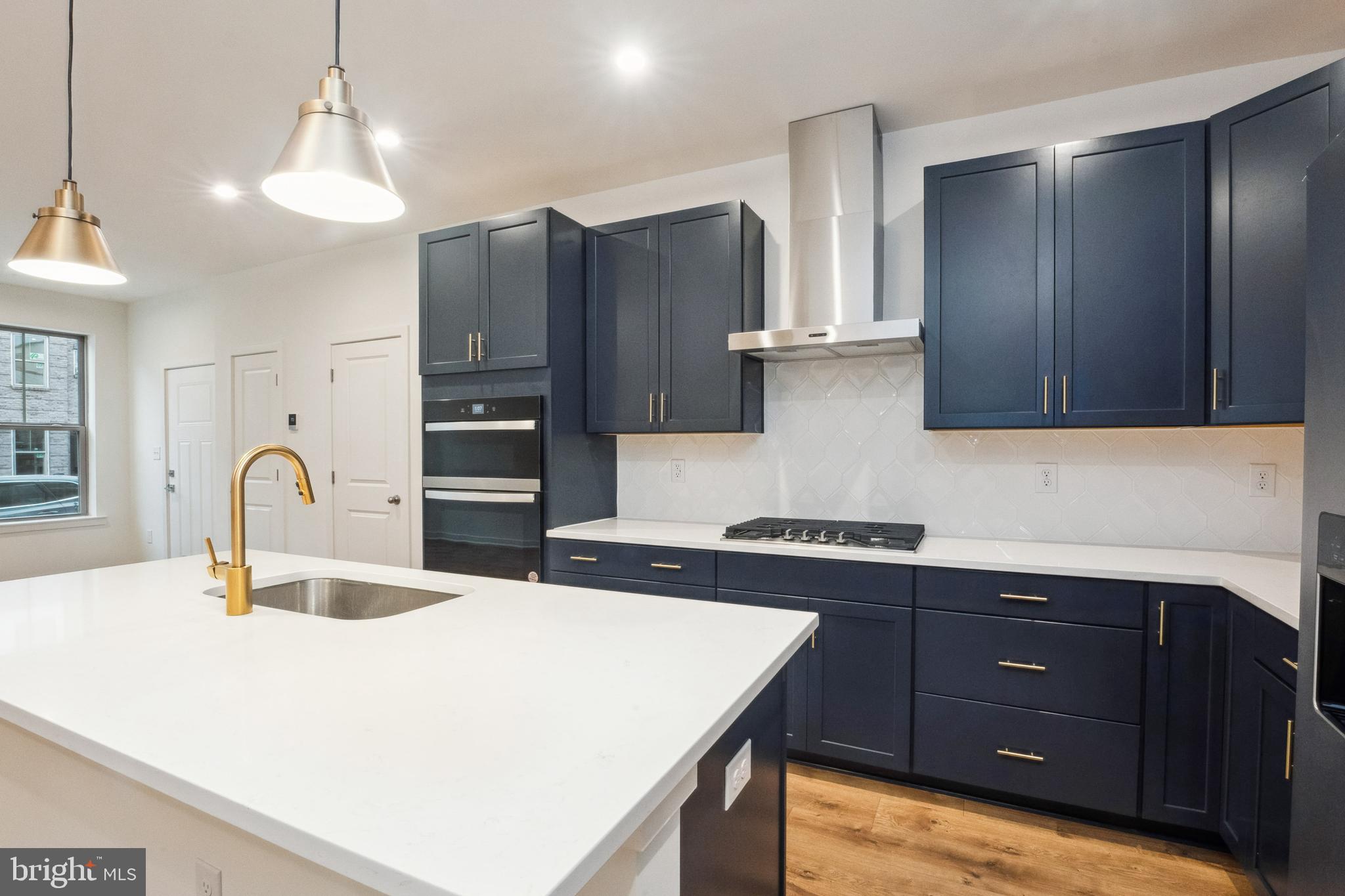 REGAL CHASE - Residential Lease