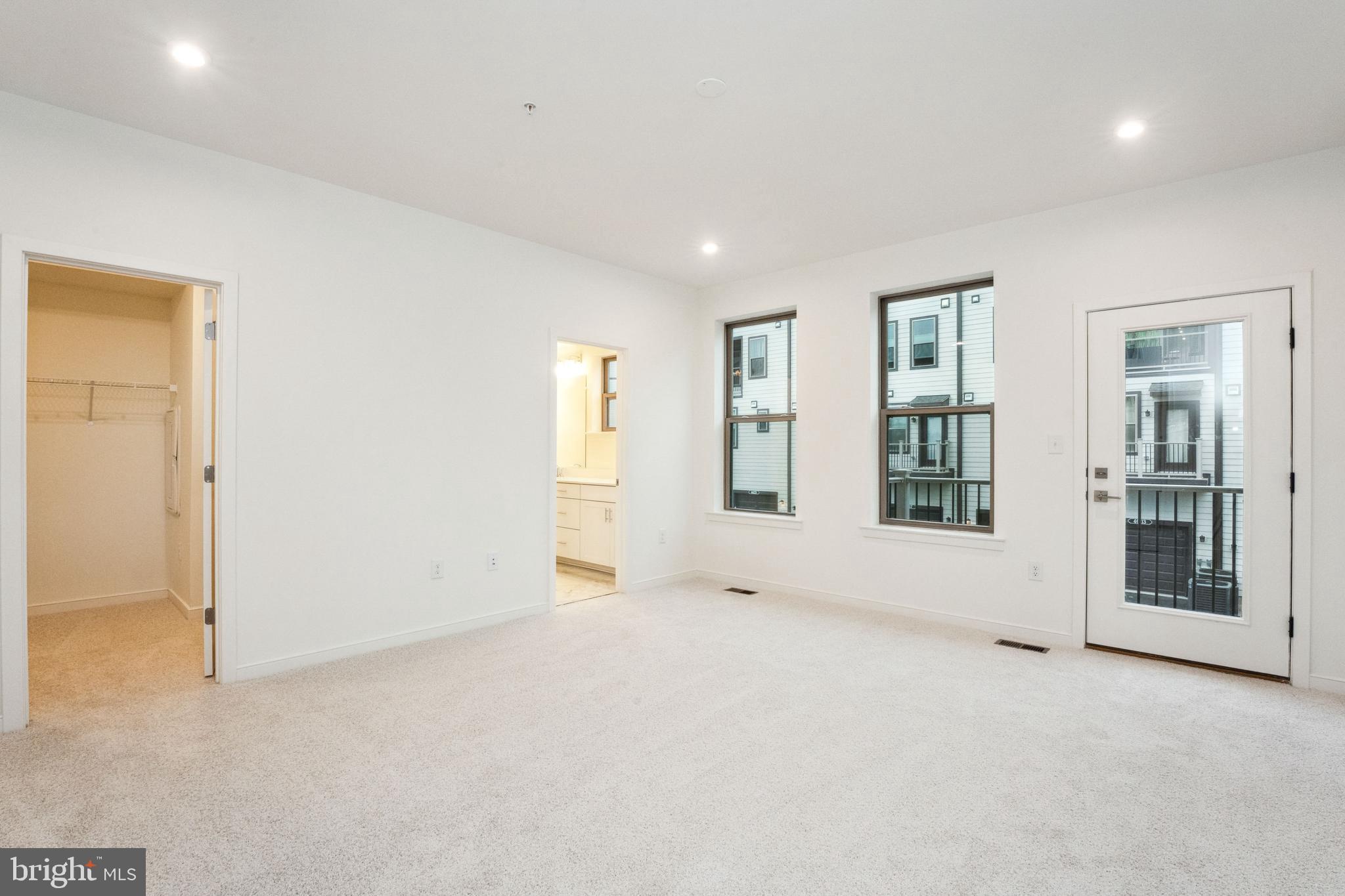 REGAL CHASE - Residential Lease