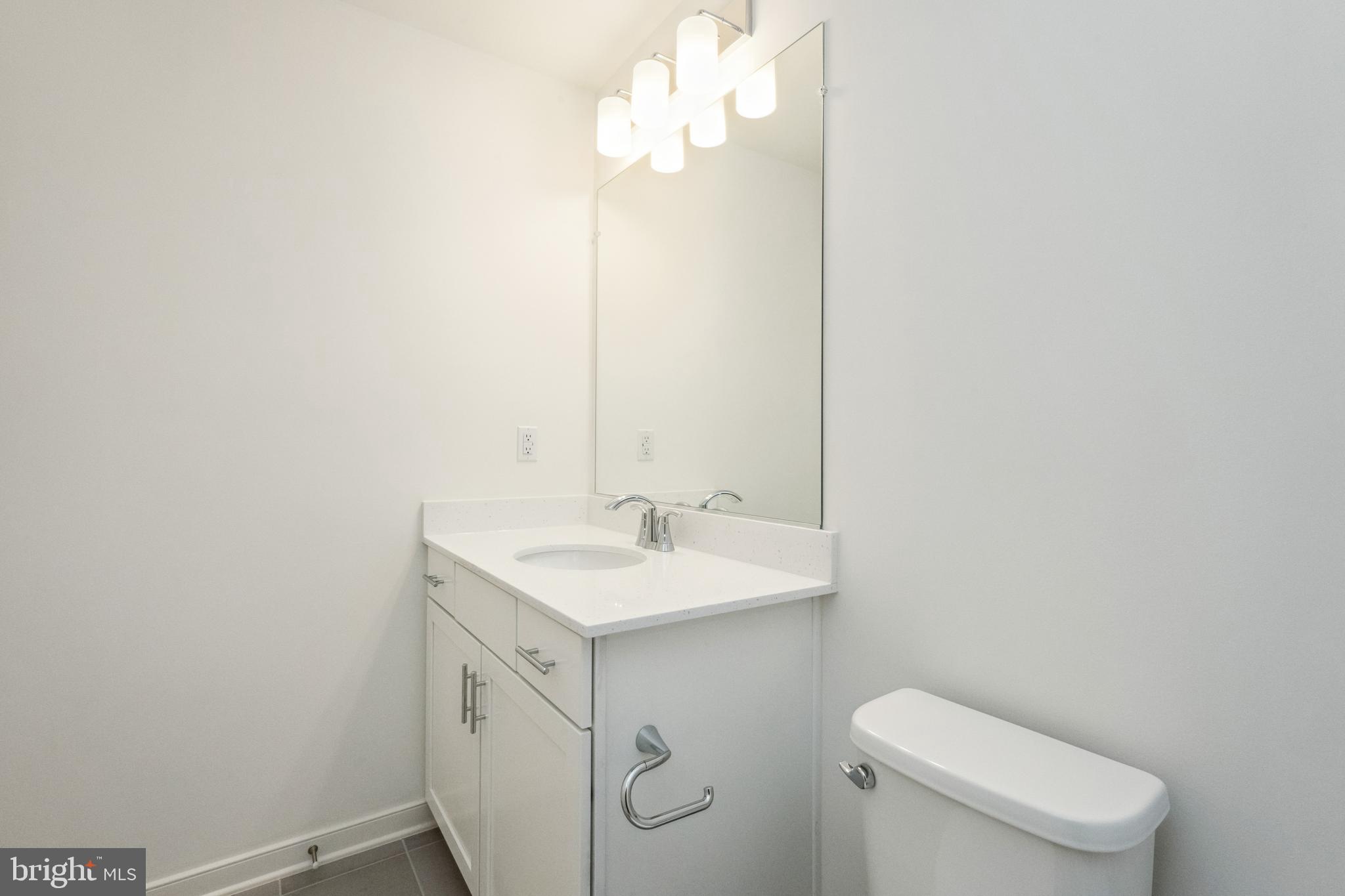 REGAL CHASE - Residential Lease