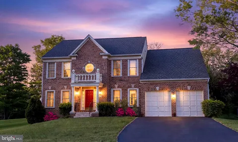 13619 Weinstein Court, Centreville, VA MLS: VAFX2305550