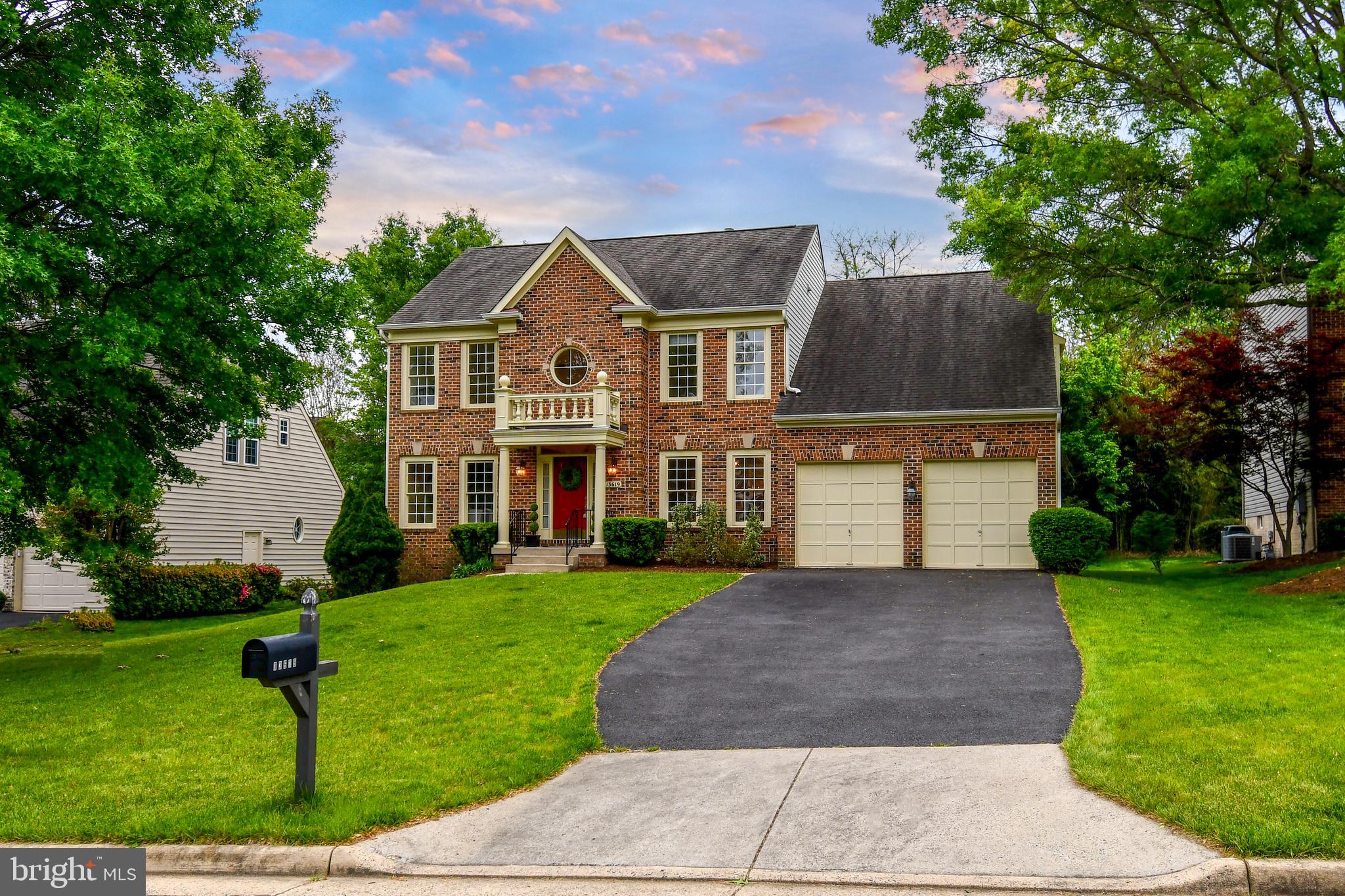 HIDDEN CREEK - Residential