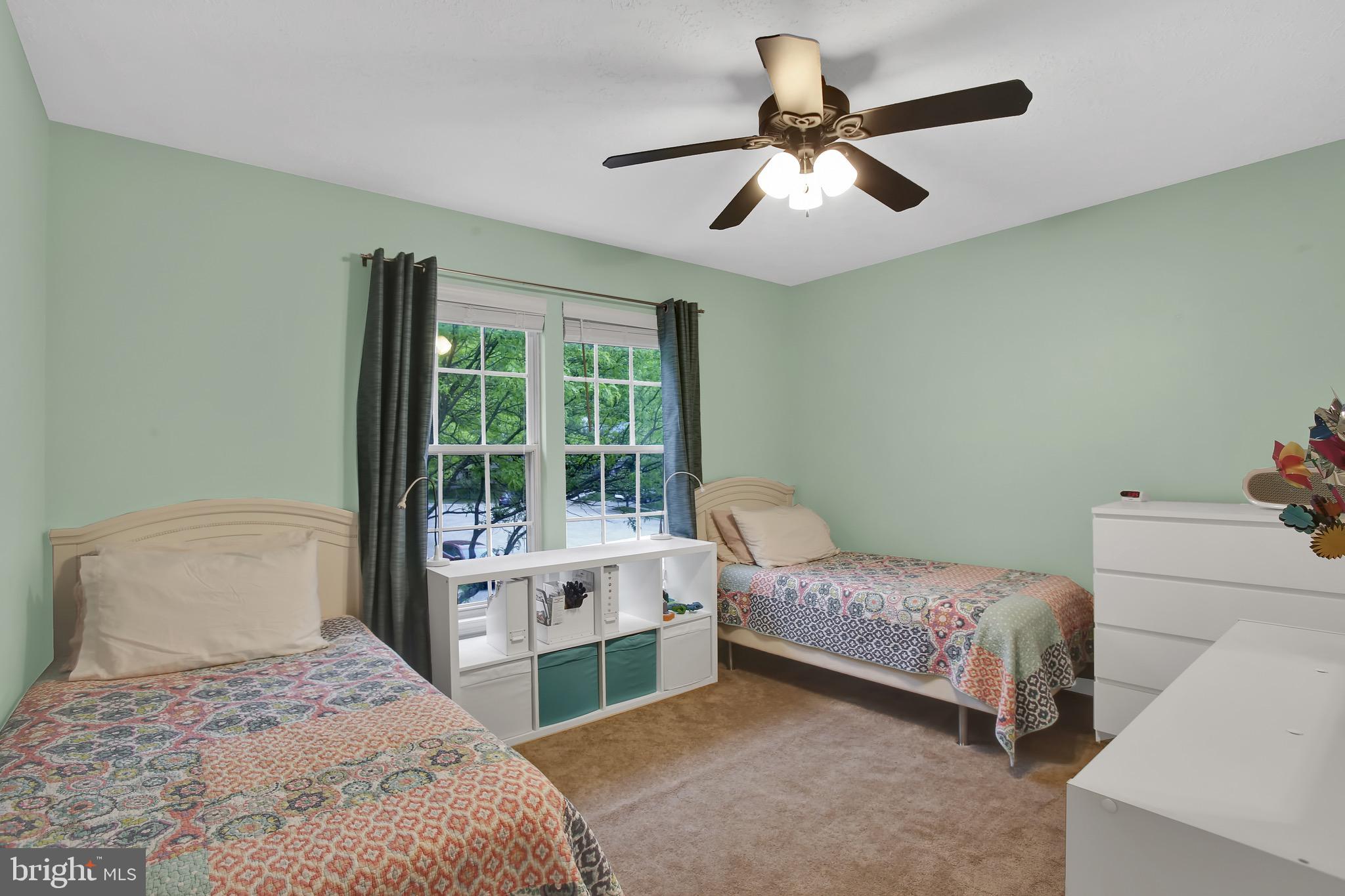 FOUR SEASONS ESTATES - Residential