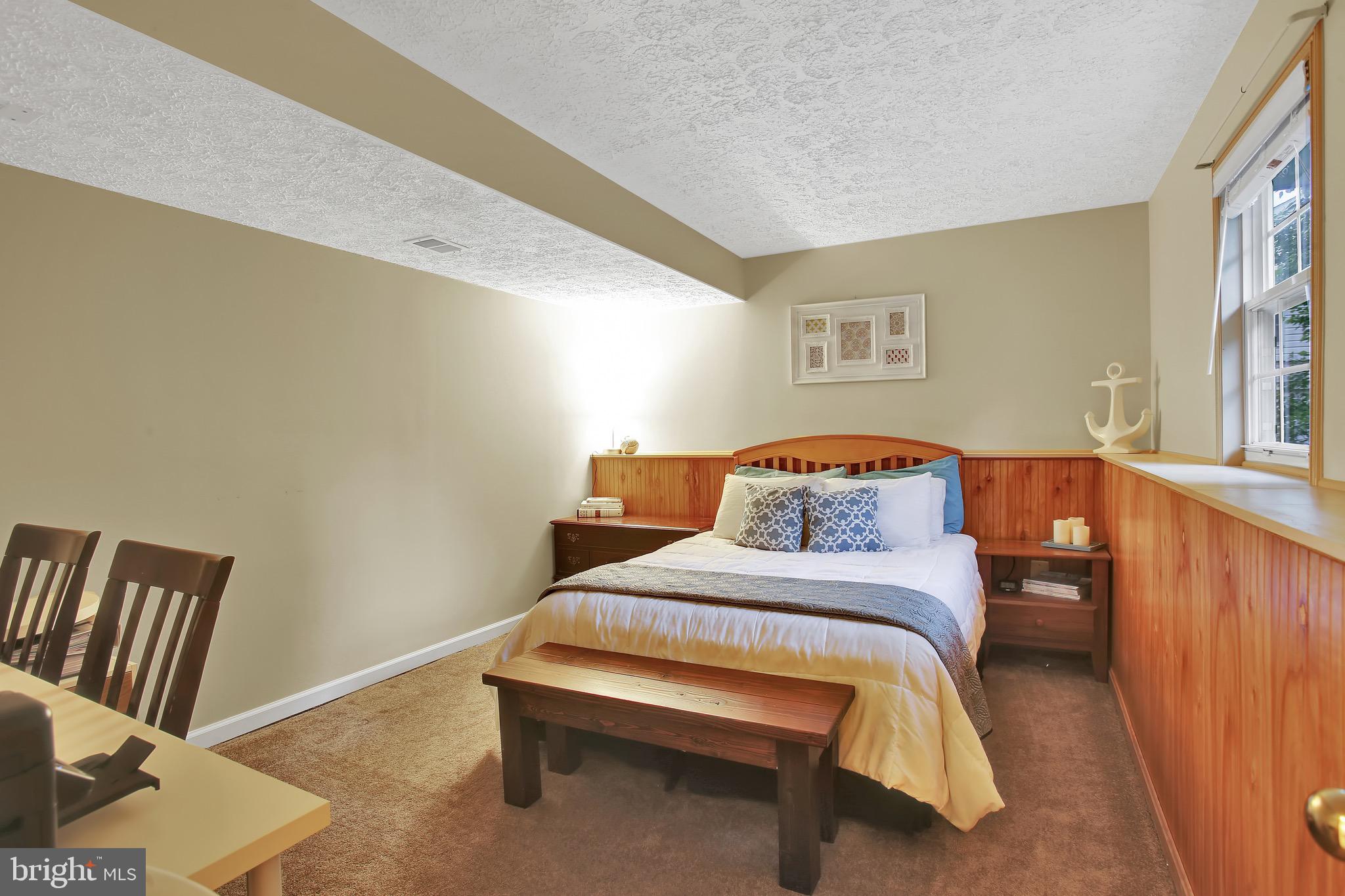 FOUR SEASONS ESTATES - Residential