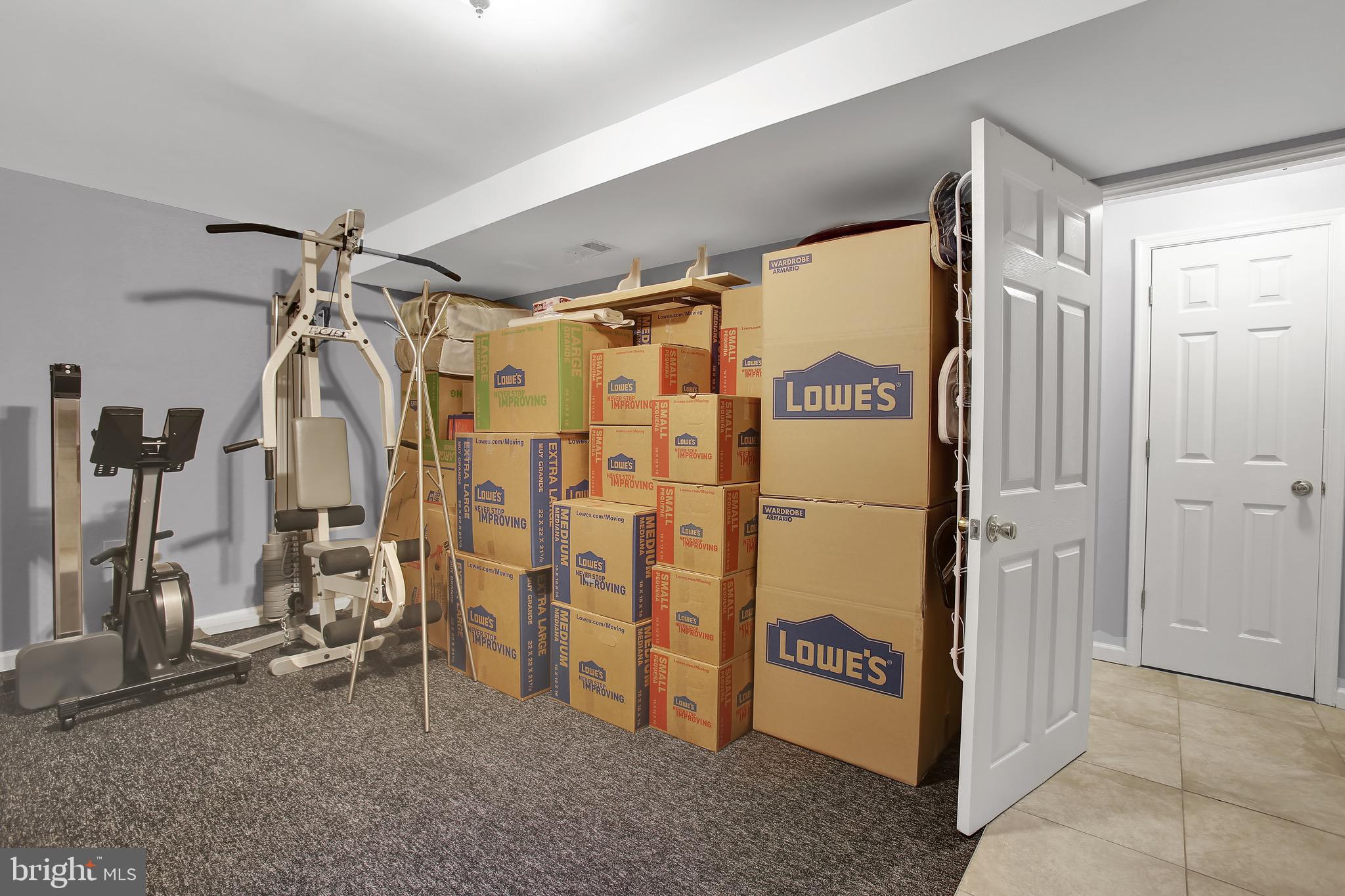 FOUR SEASONS ESTATES - Residential