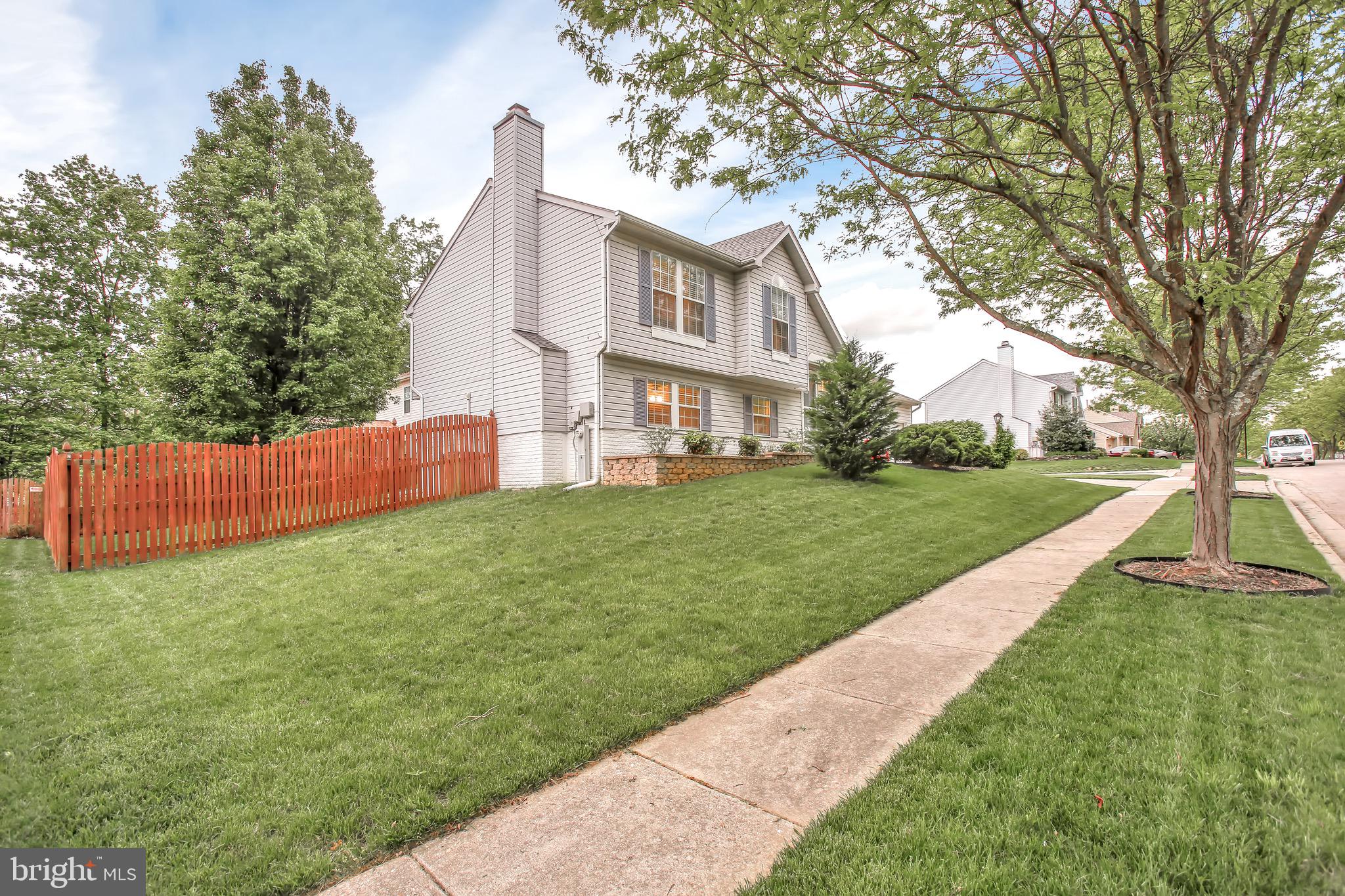 FOUR SEASONS ESTATES - Residential