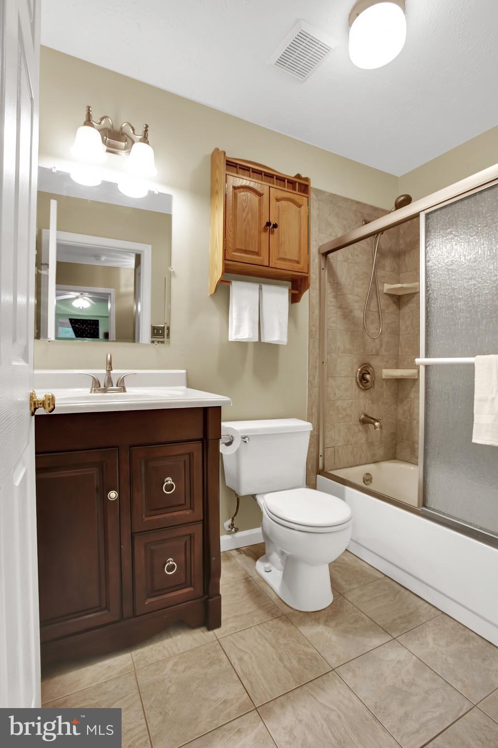 FOUR SEASONS ESTATES - Residential