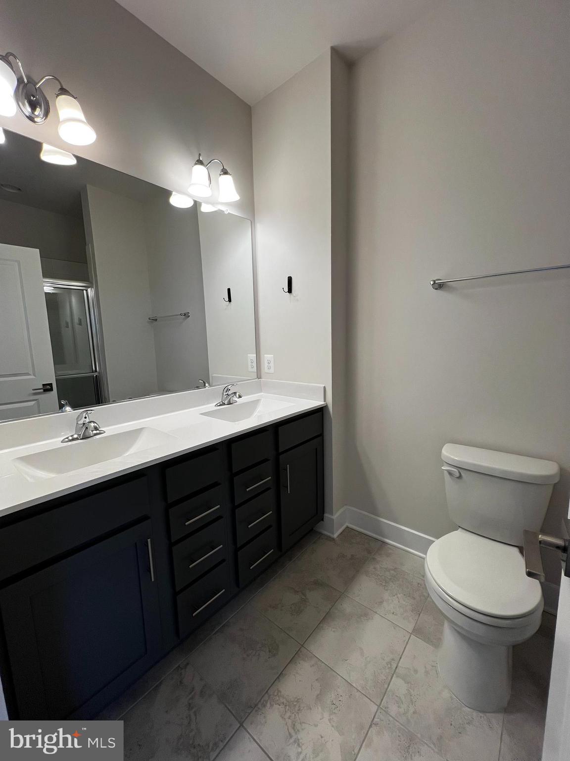 MACALLAN CROSSING - Residential Lease