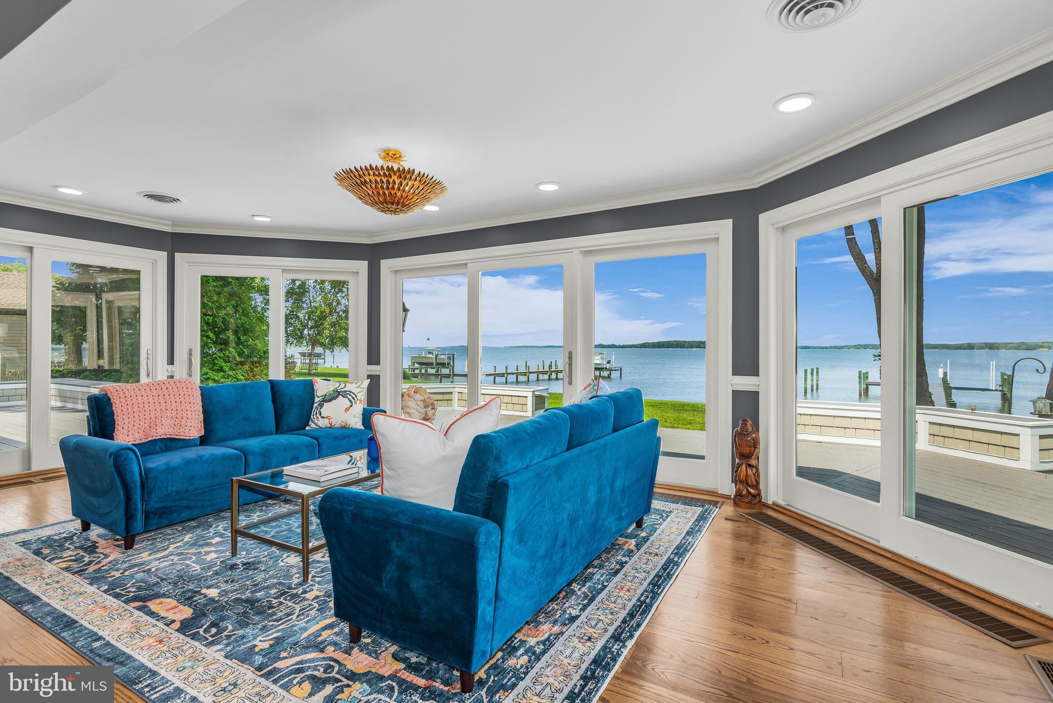 BENTLEY HAY - Residential