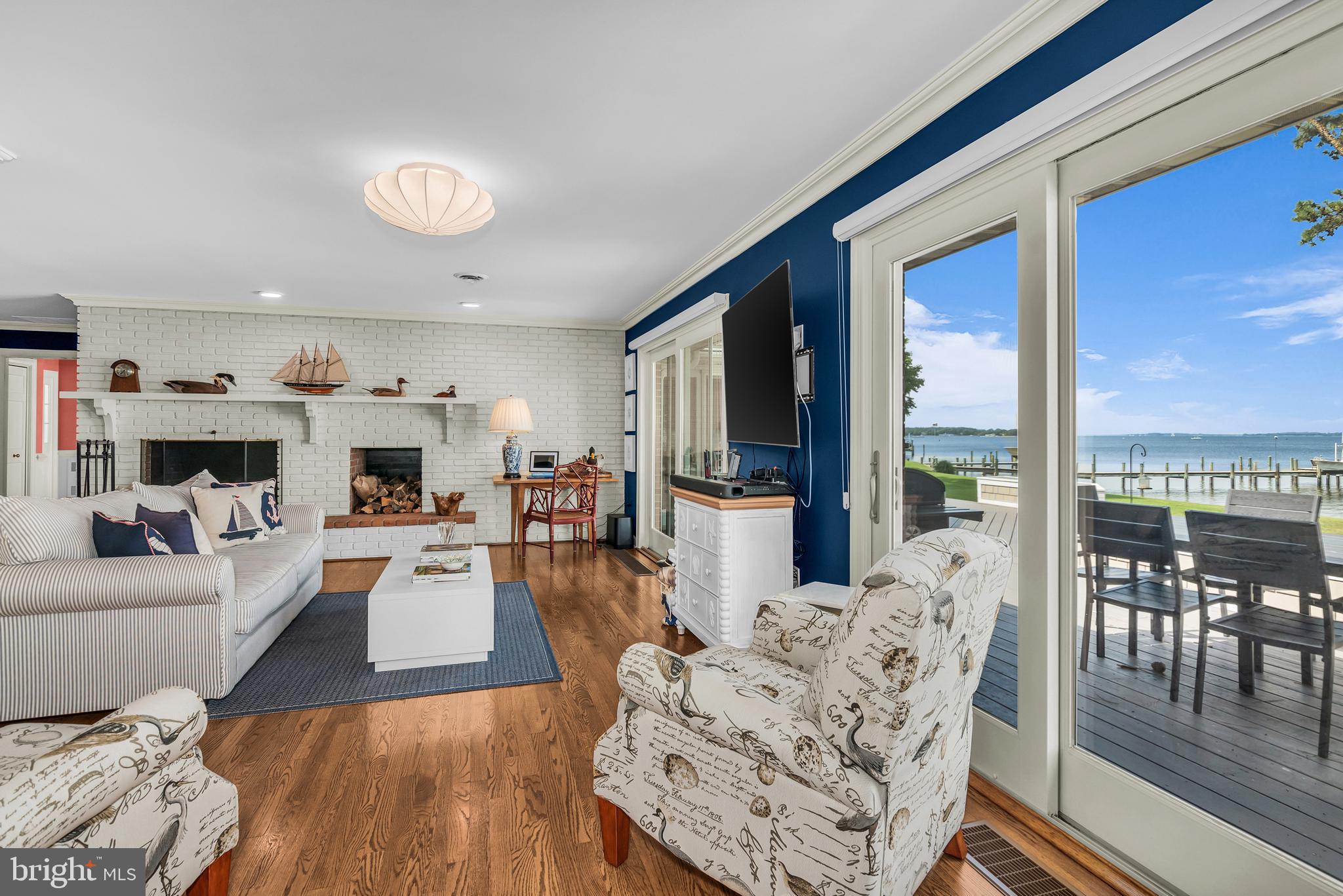 BENTLEY HAY - Residential