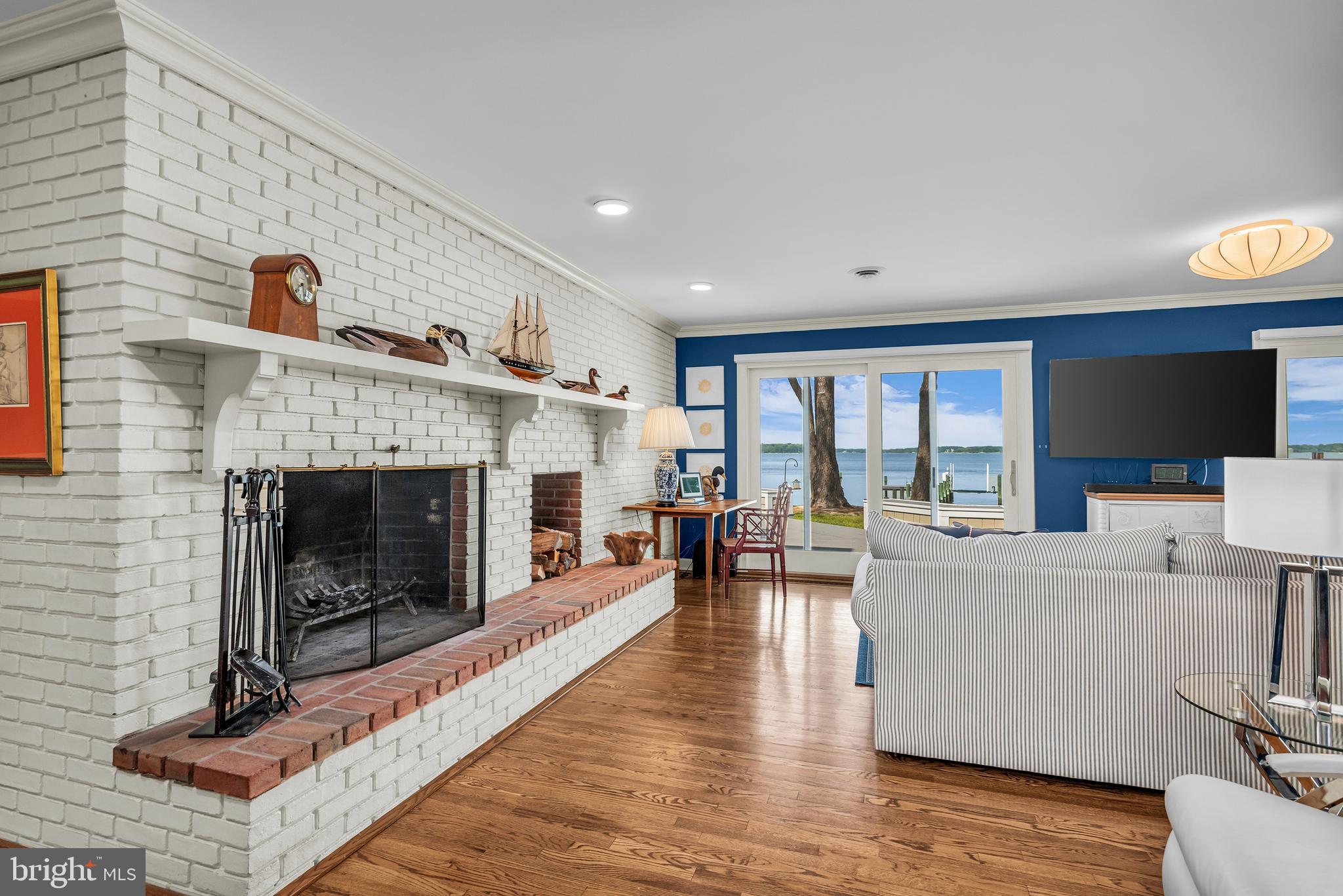 BENTLEY HAY - Residential