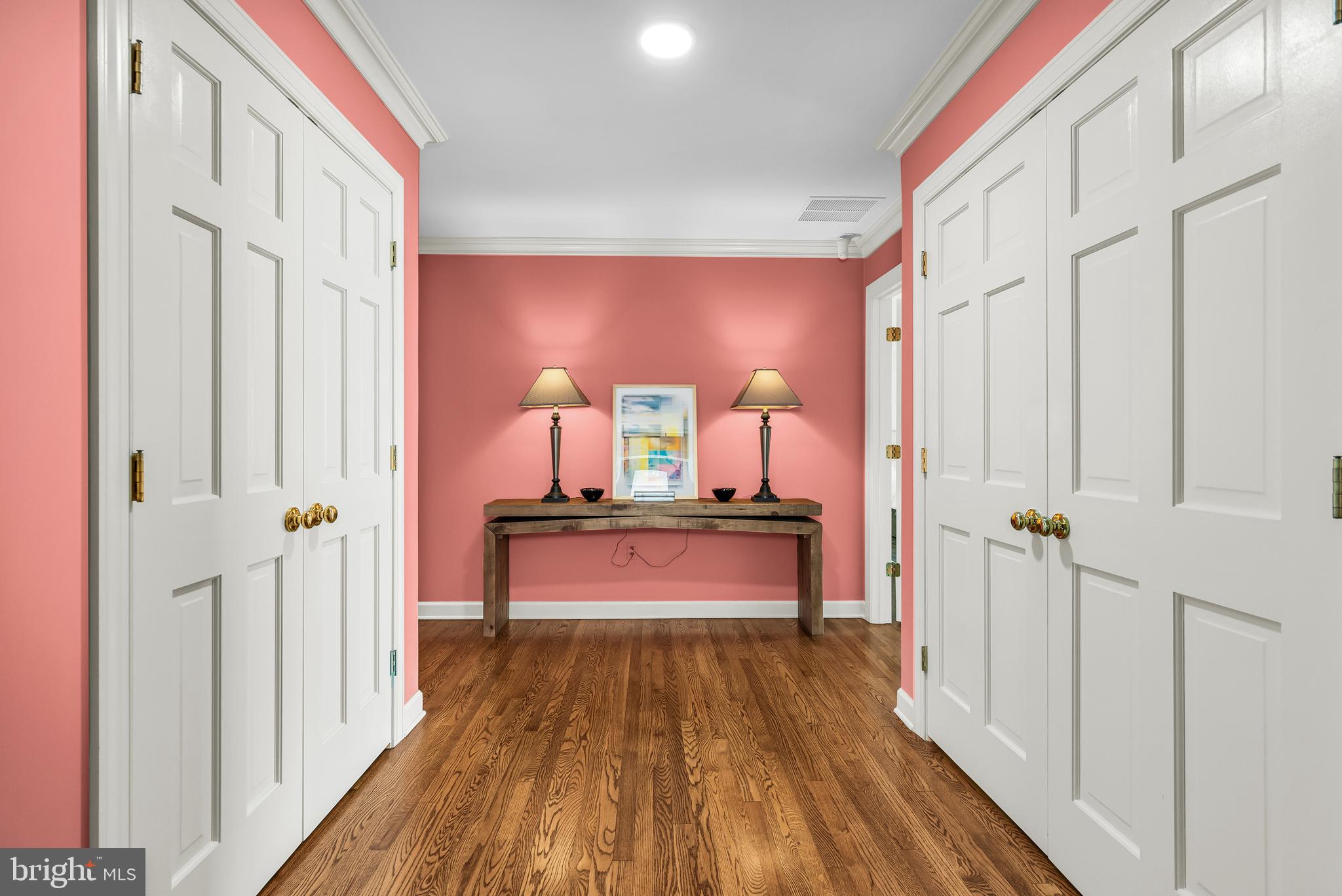 BENTLEY HAY - Residential