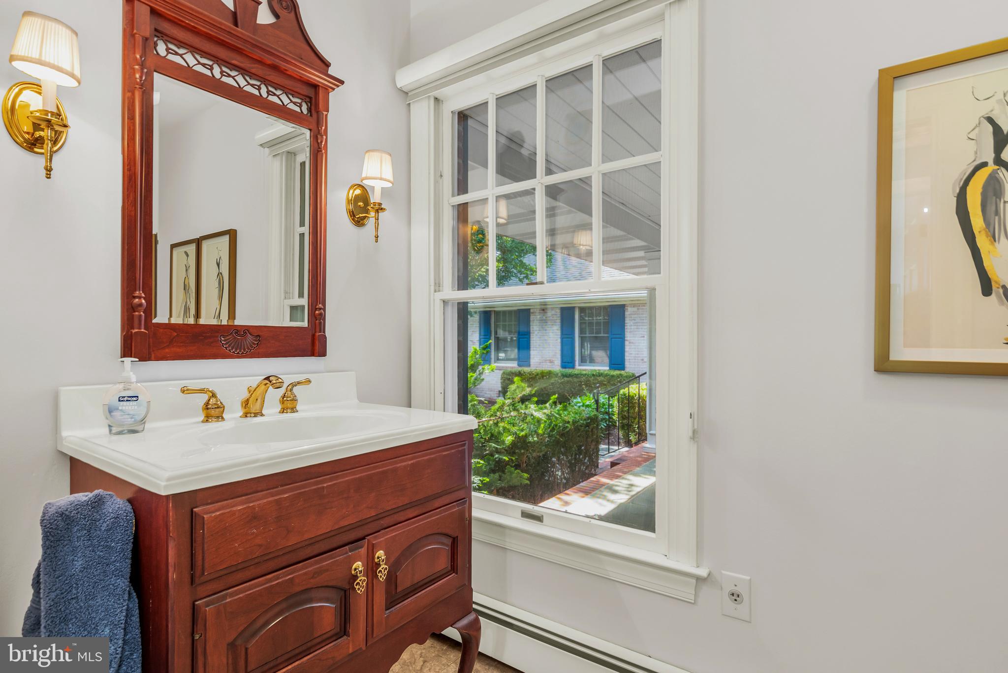 BENTLEY HAY - Residential