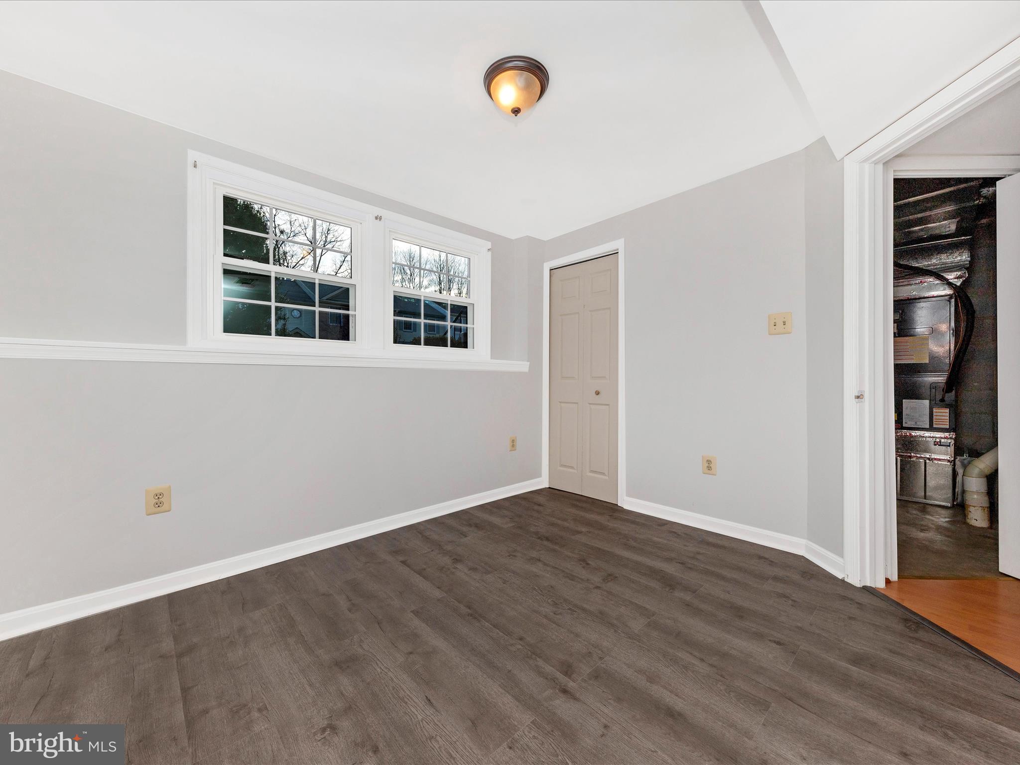 GUNNERS LAKE VILLAGE - Residential