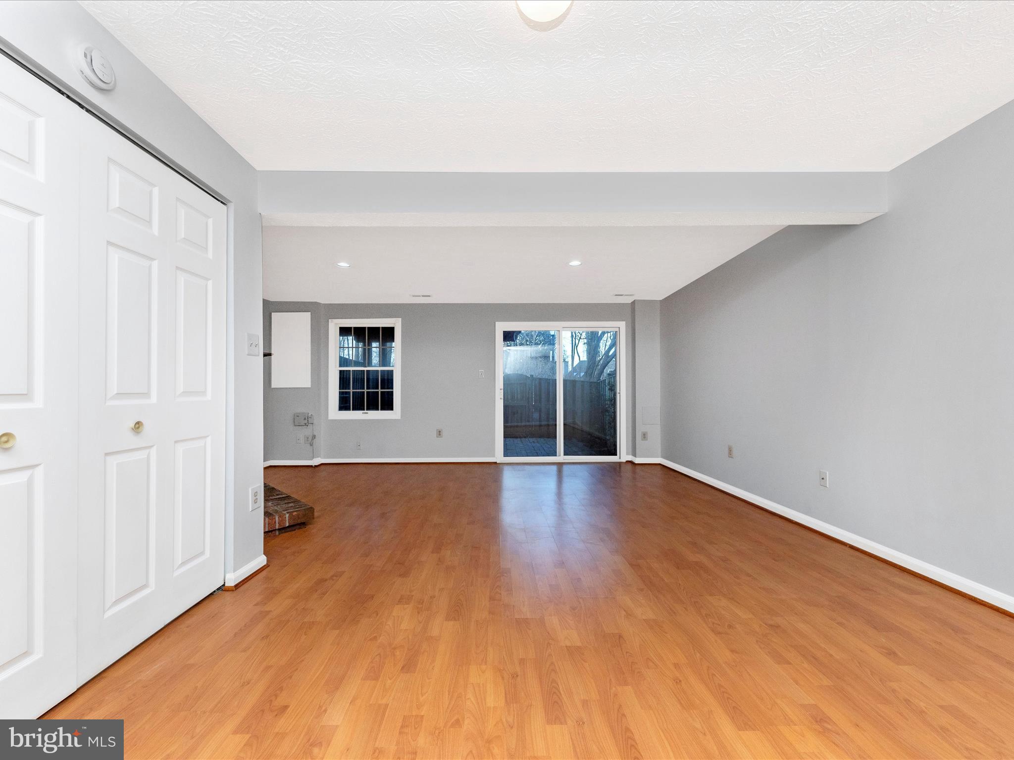 GUNNERS LAKE VILLAGE - Residential