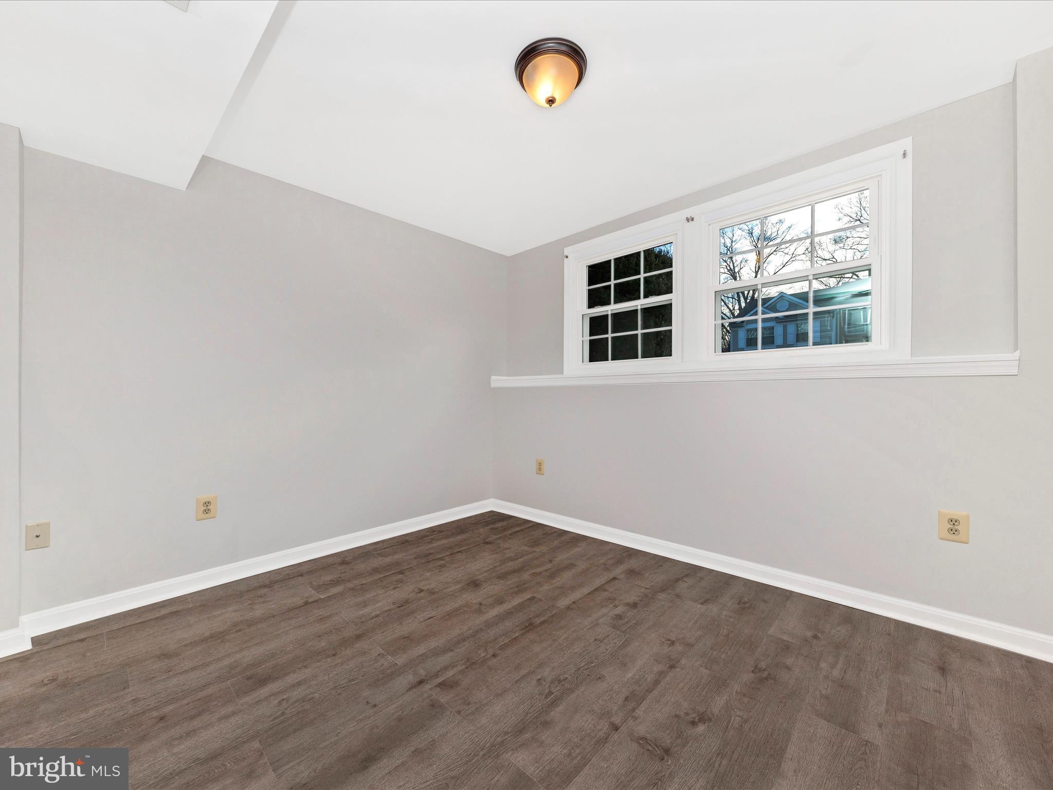 GUNNERS LAKE VILLAGE - Residential