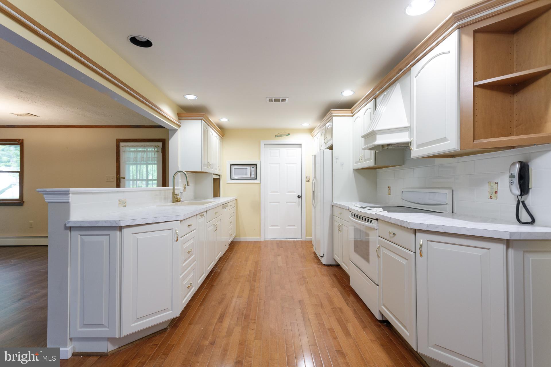 LANSDALE - Residential