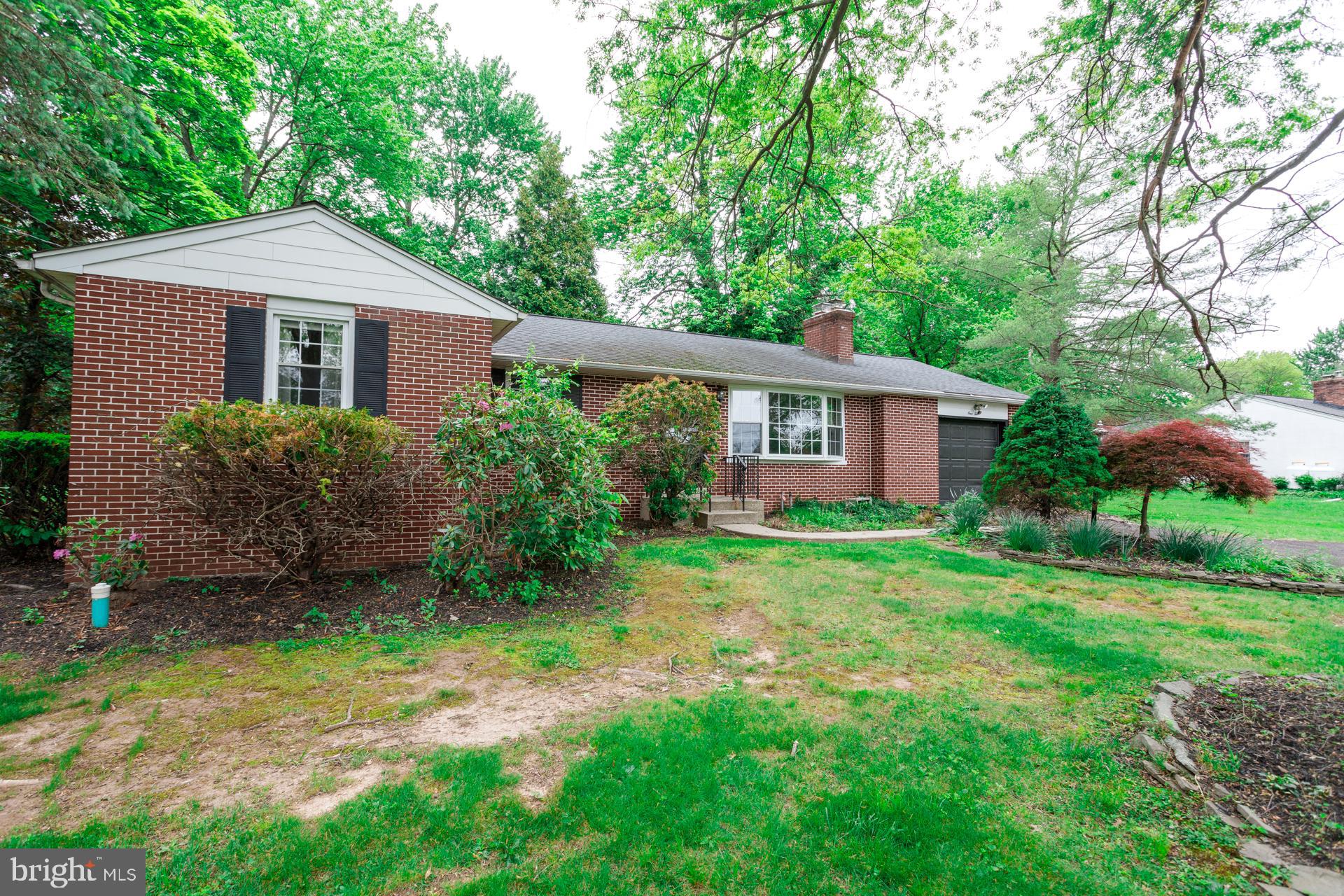LANSDALE - Residential