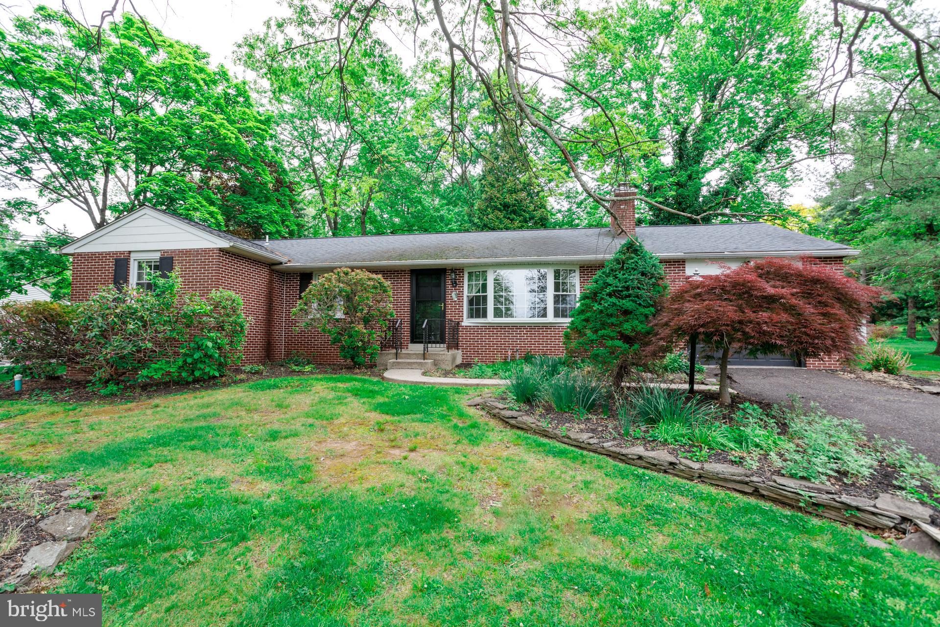 LANSDALE - Residential