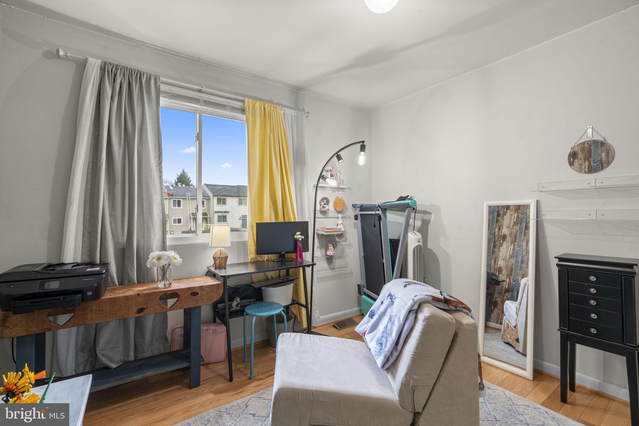 ULMSTEAD GARDENS - Residential