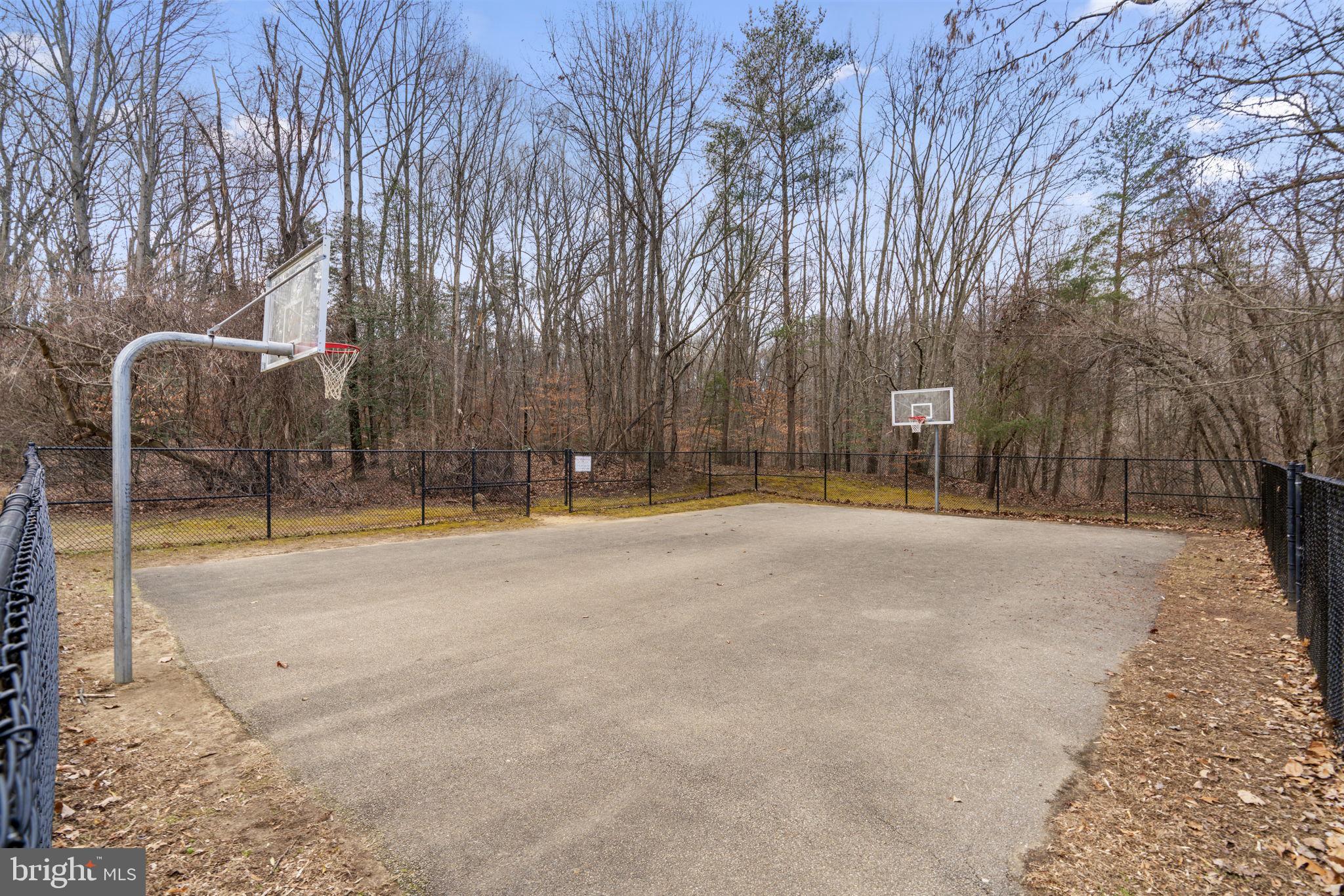 ULMSTEAD GARDENS - Residential