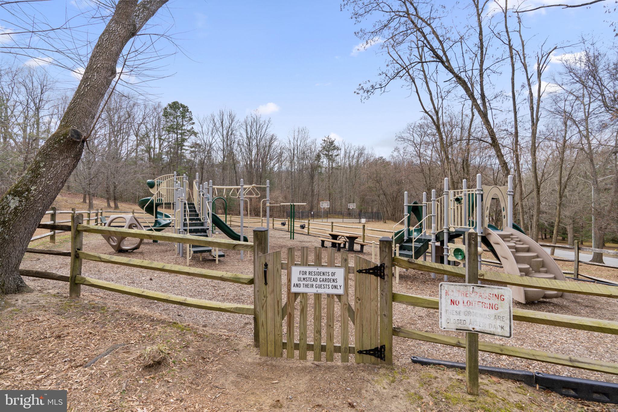 ULMSTEAD GARDENS - Residential