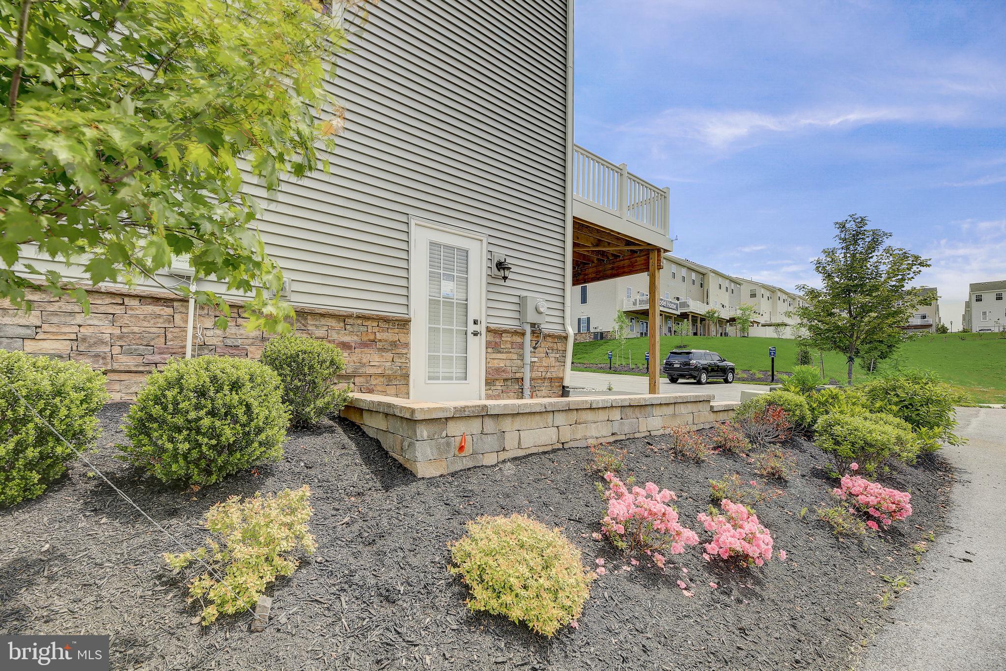 WEST PARK VILLAGE - Residential