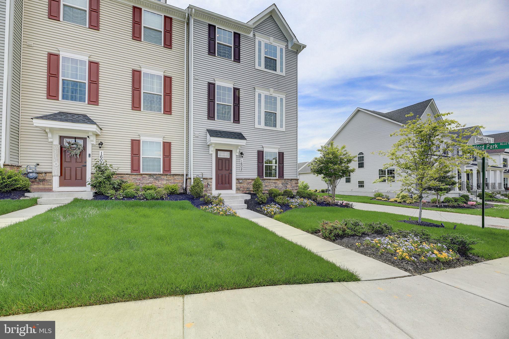 WEST PARK VILLAGE - Residential