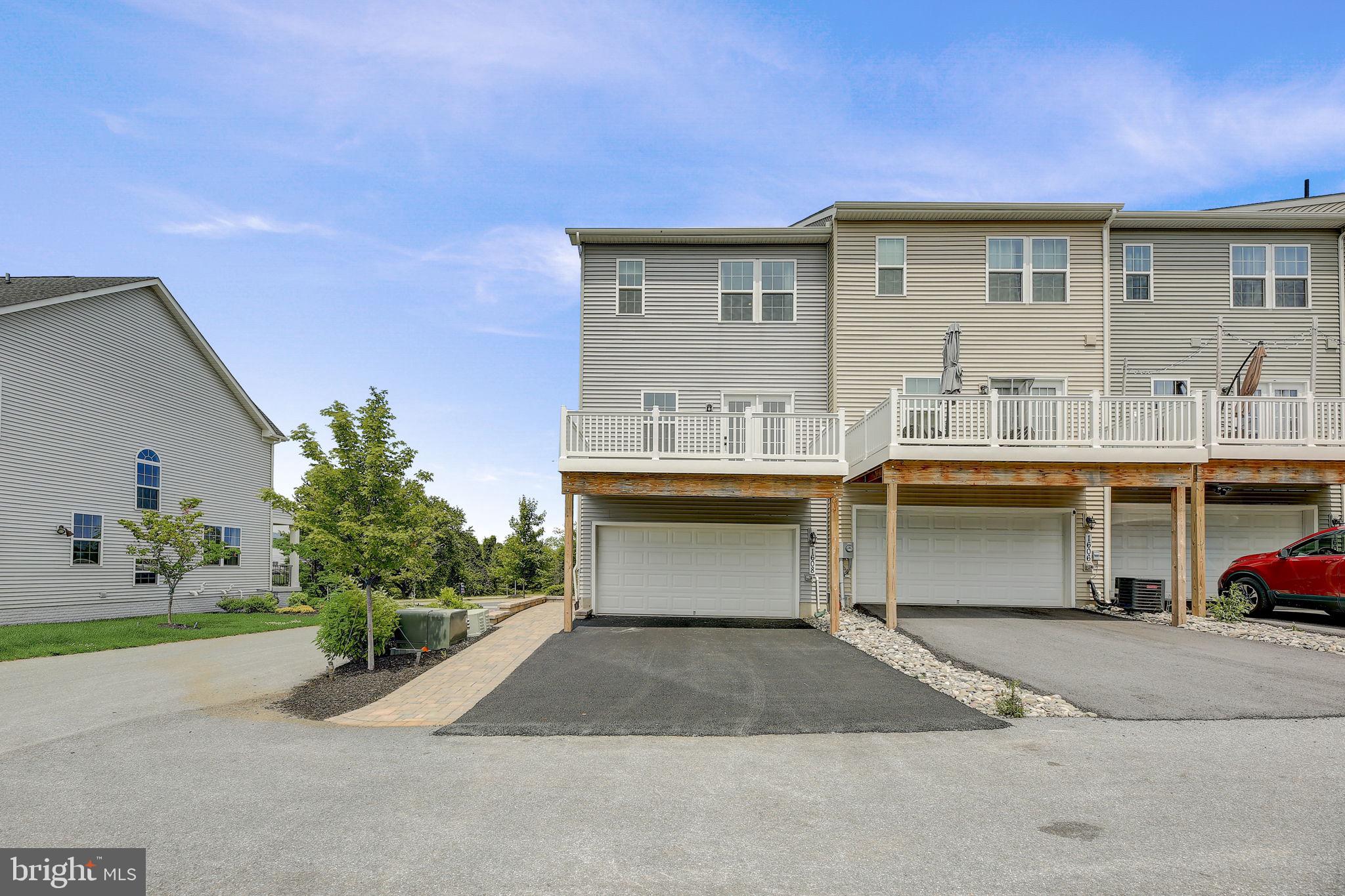 WEST PARK VILLAGE - Residential