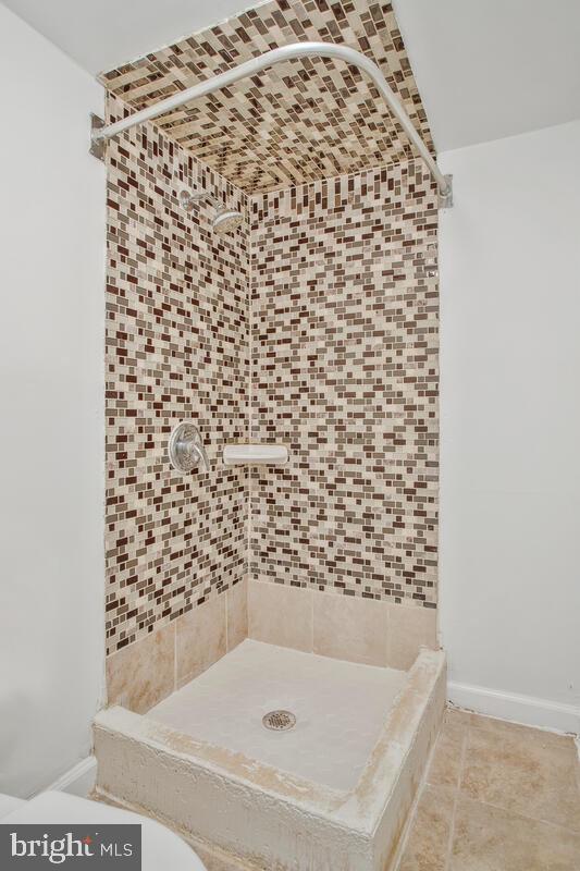 WEST BALTIMORE - Residential