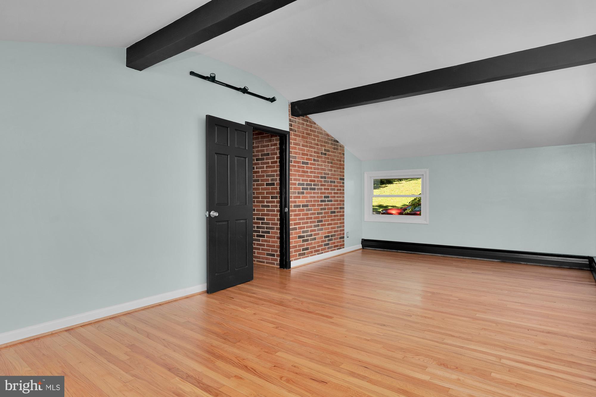 MANOR VIEW - Residential