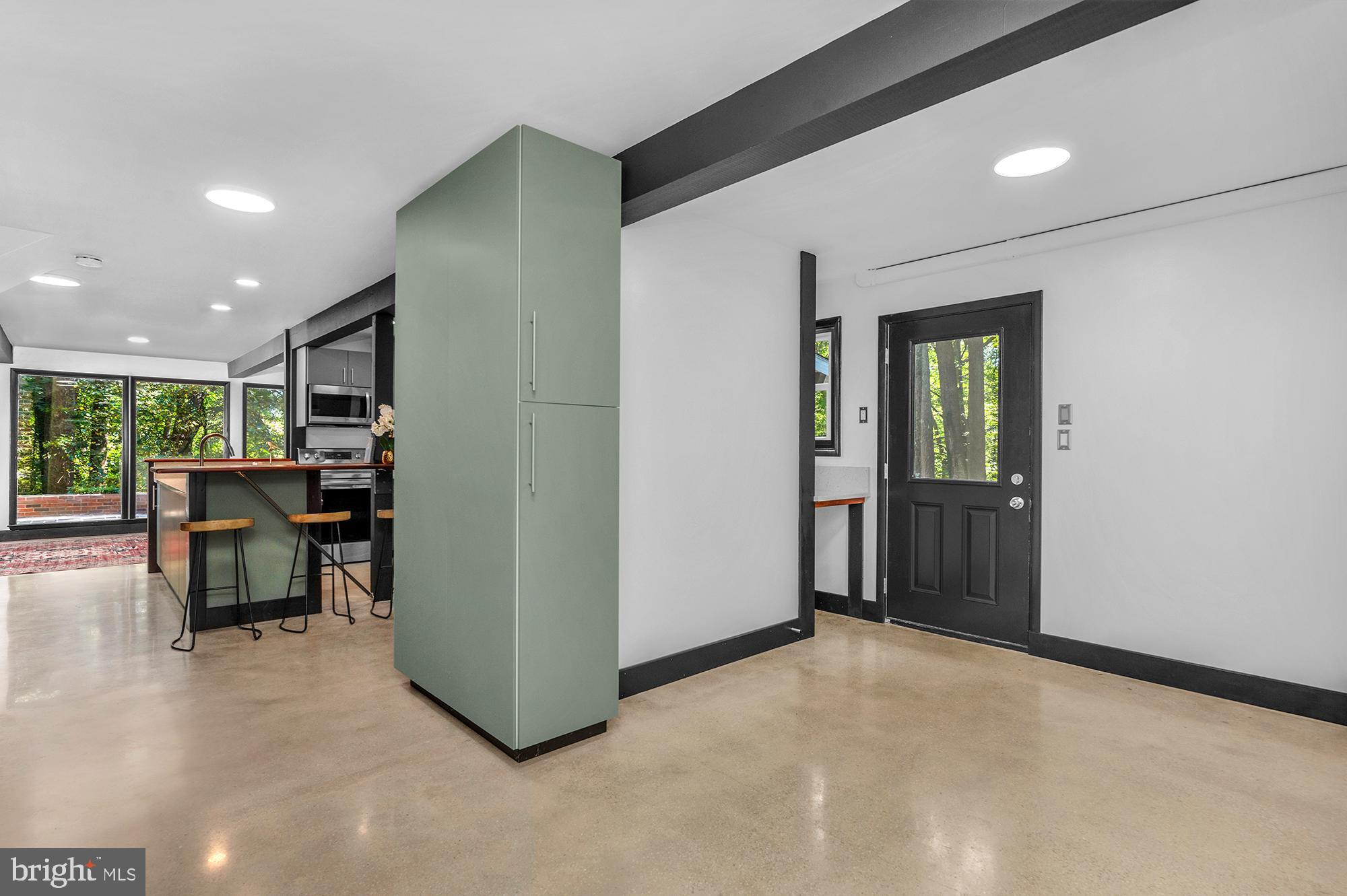 MANOR VIEW - Residential