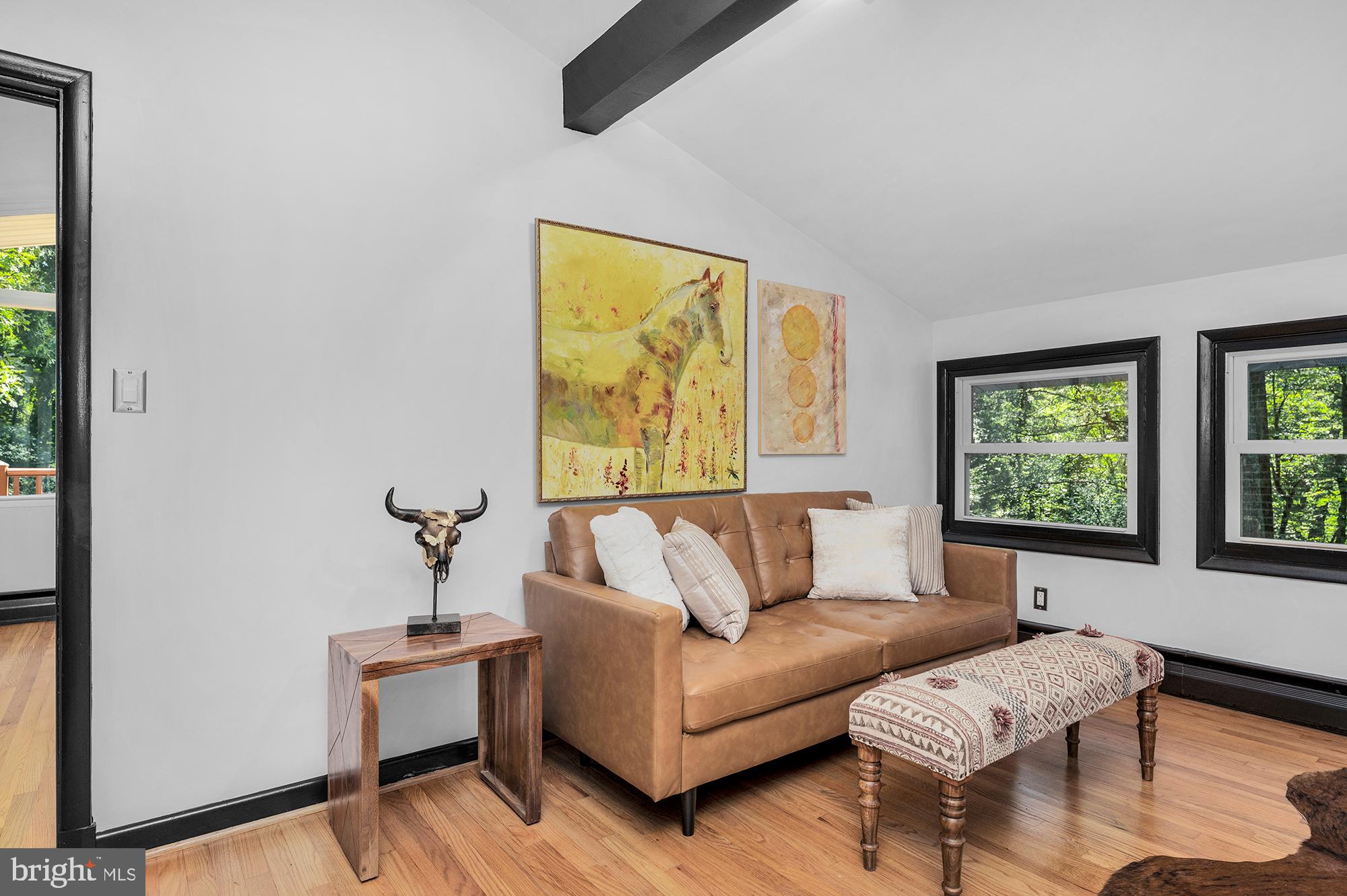 MANOR VIEW - Residential