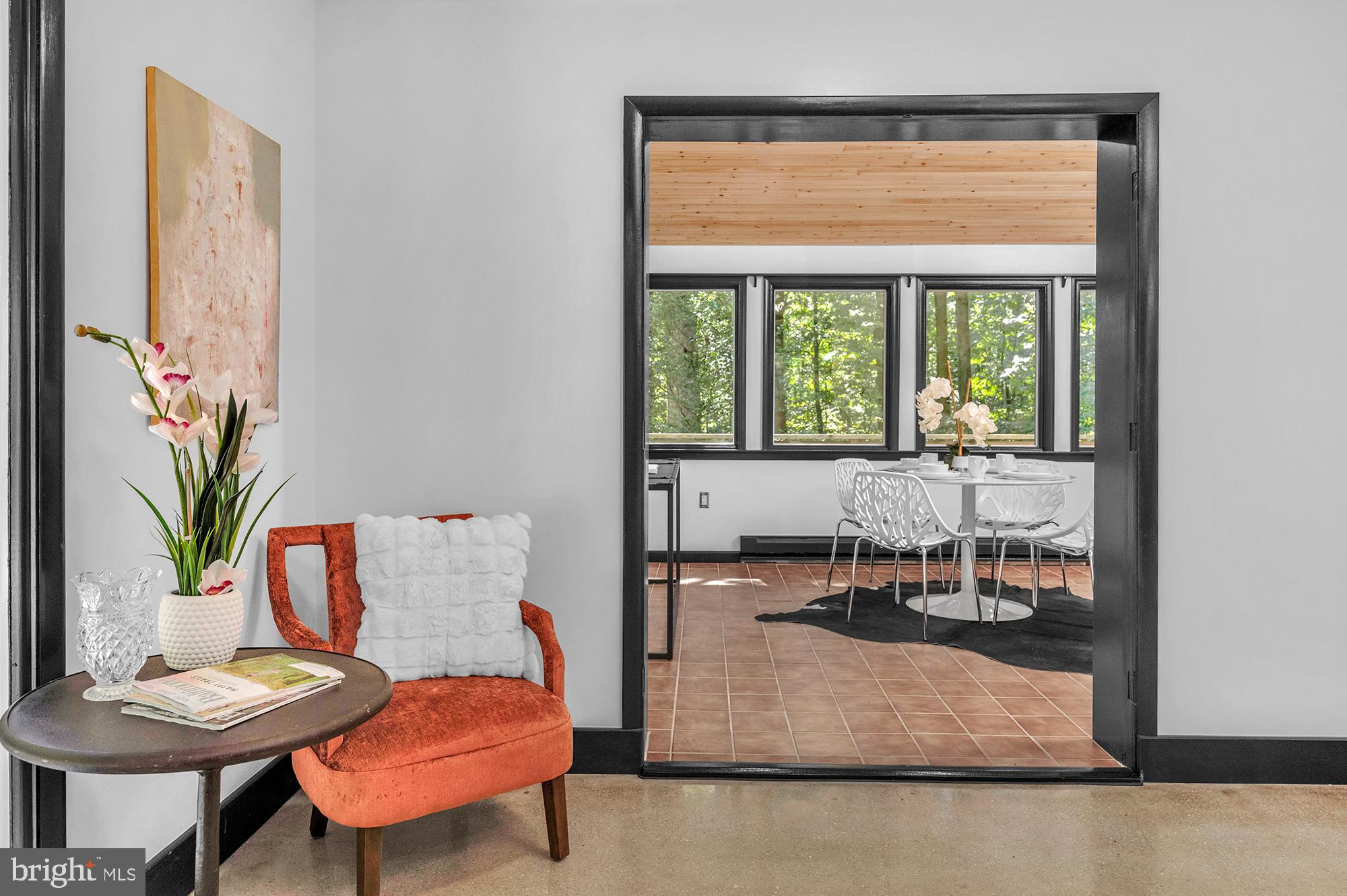 MANOR VIEW - Residential