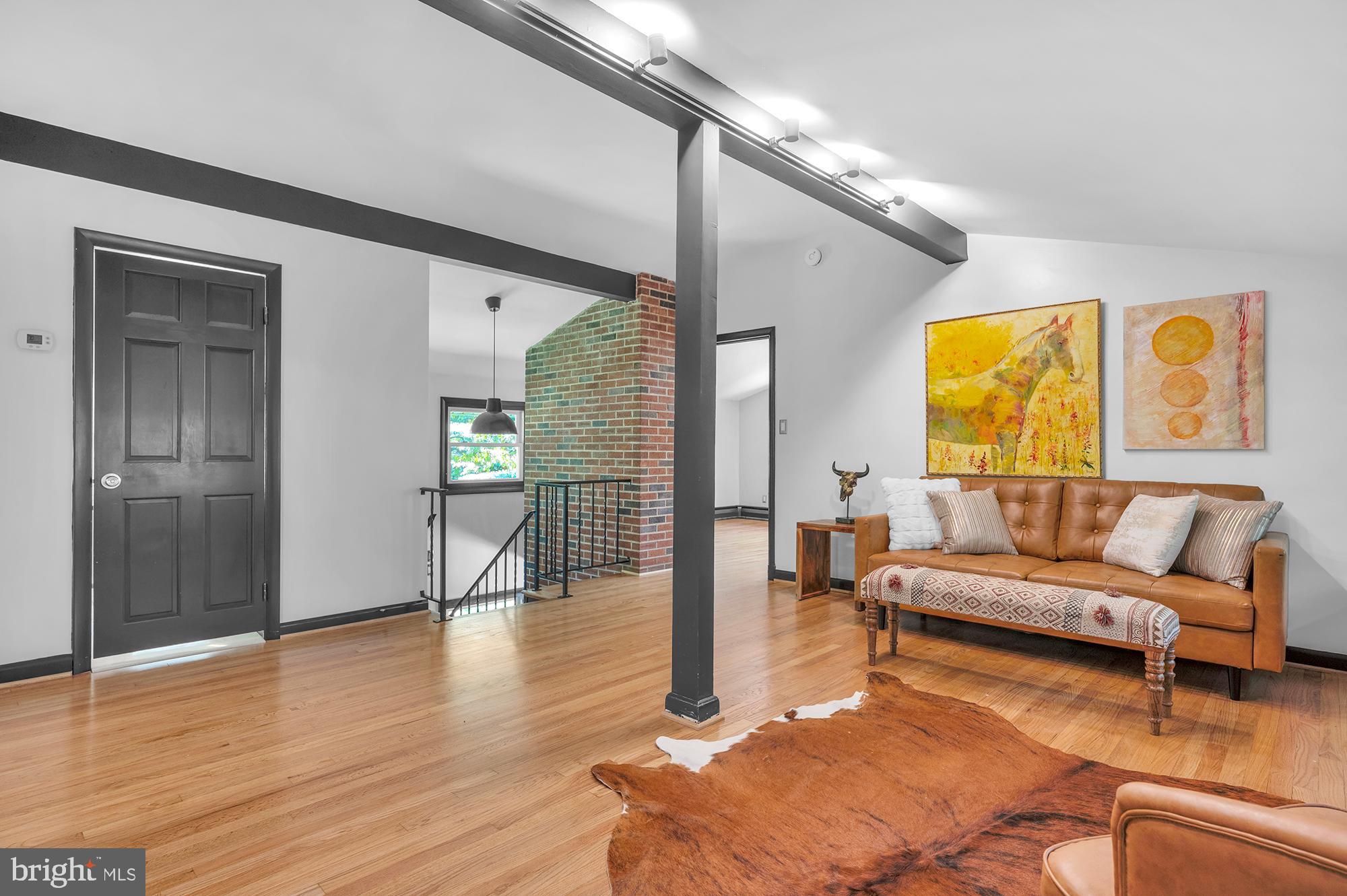 MANOR VIEW - Residential